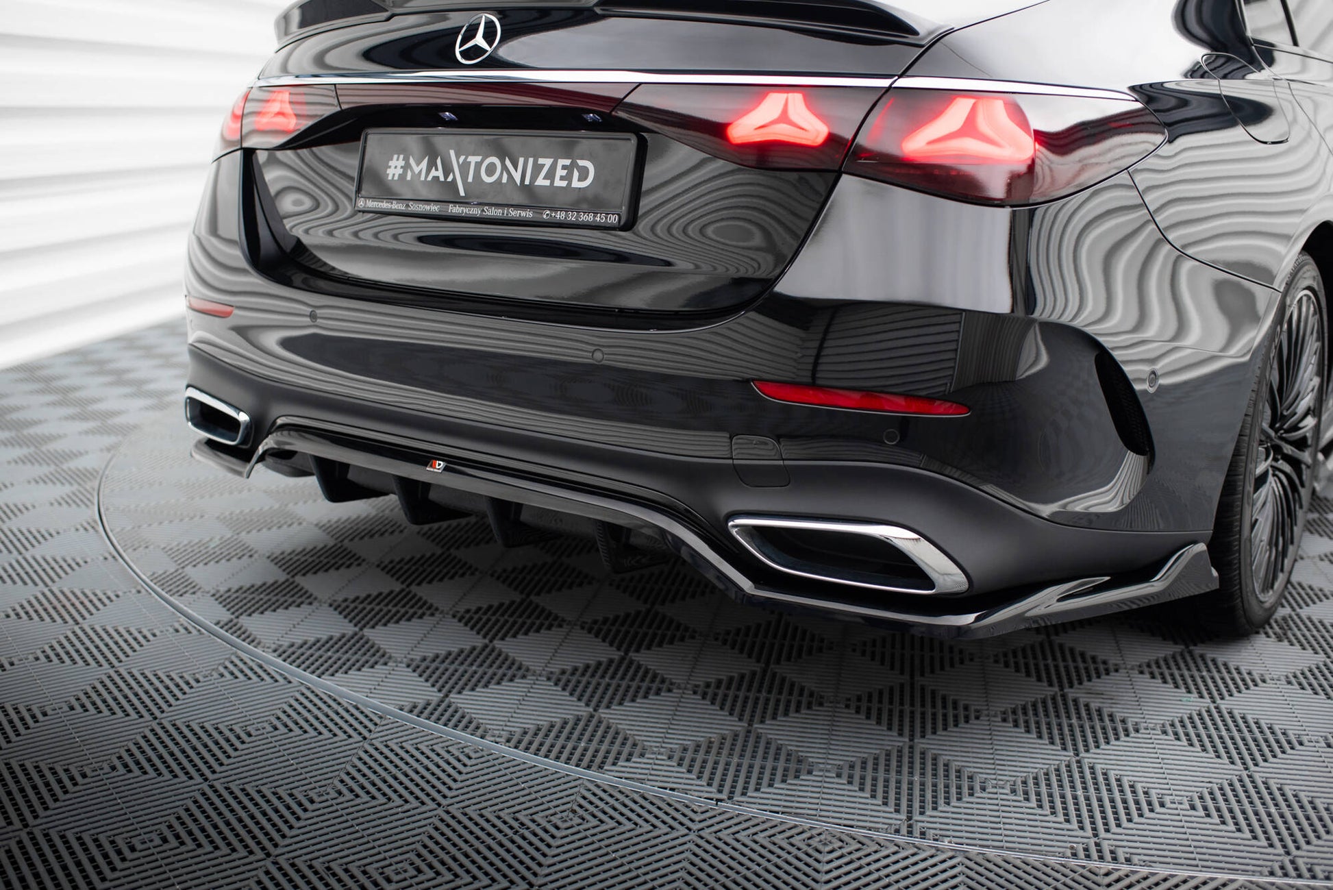 Rear Splitter (with vertical bars) Mercedes-Benz E AMG-Line Sedan / Estate W214
