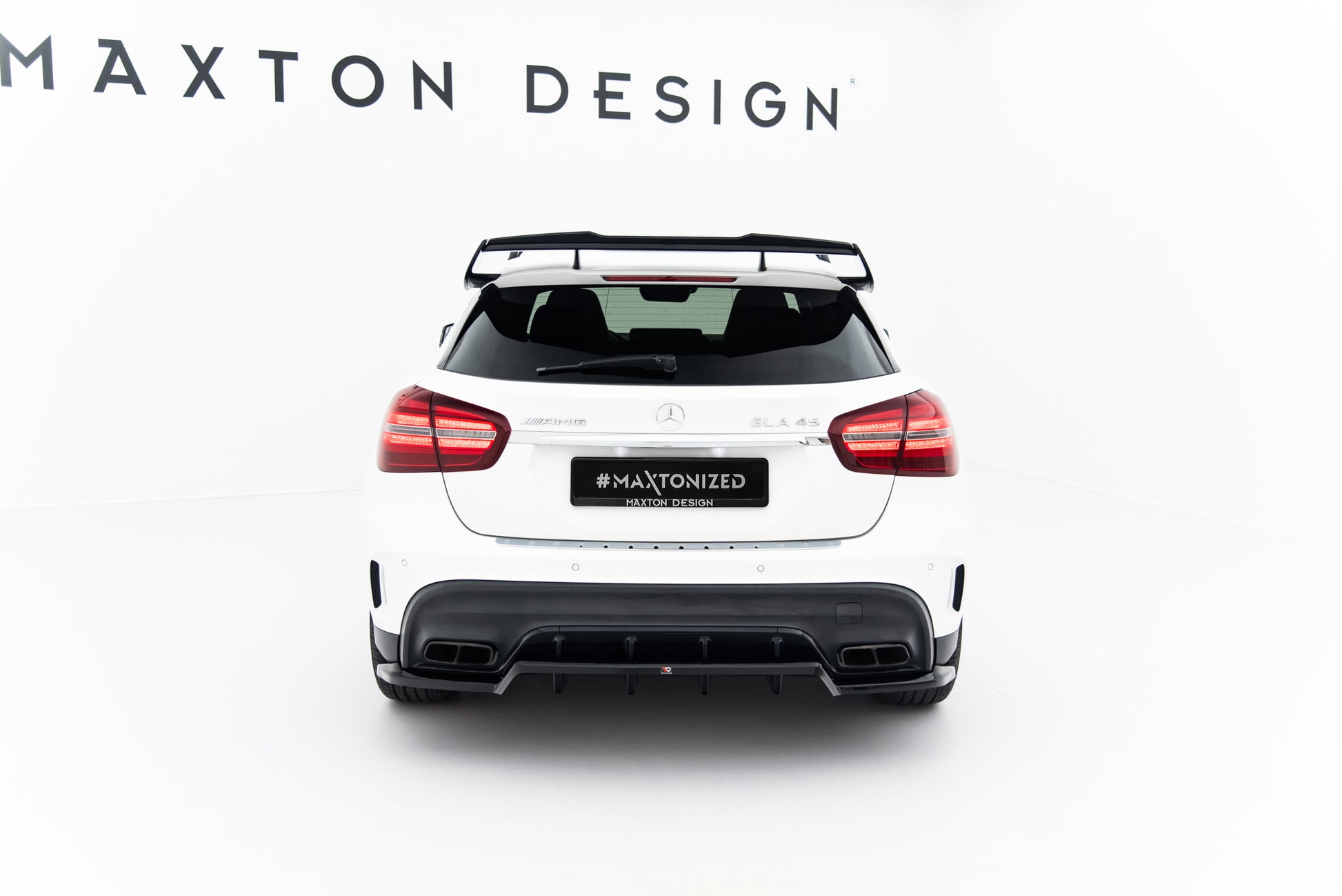 Rear Splitter (with vertical bars) Mercedes-Benz GLA 45 AMG X156 Facelift