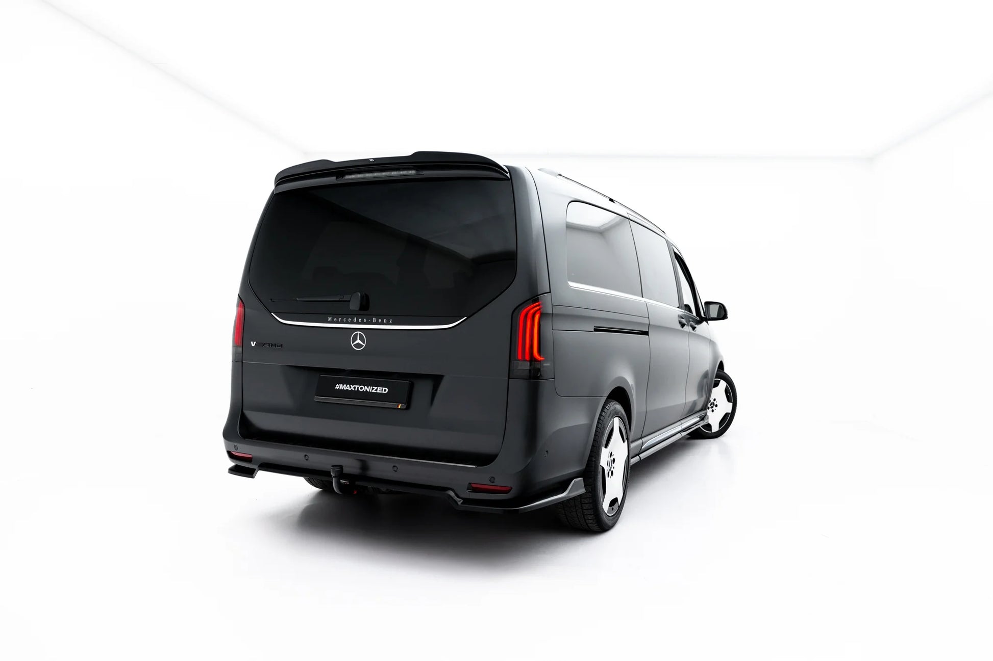 Rear Splitter (with vertical bars) Mercedes-Benz V AMG-Line W447 Facelift 2