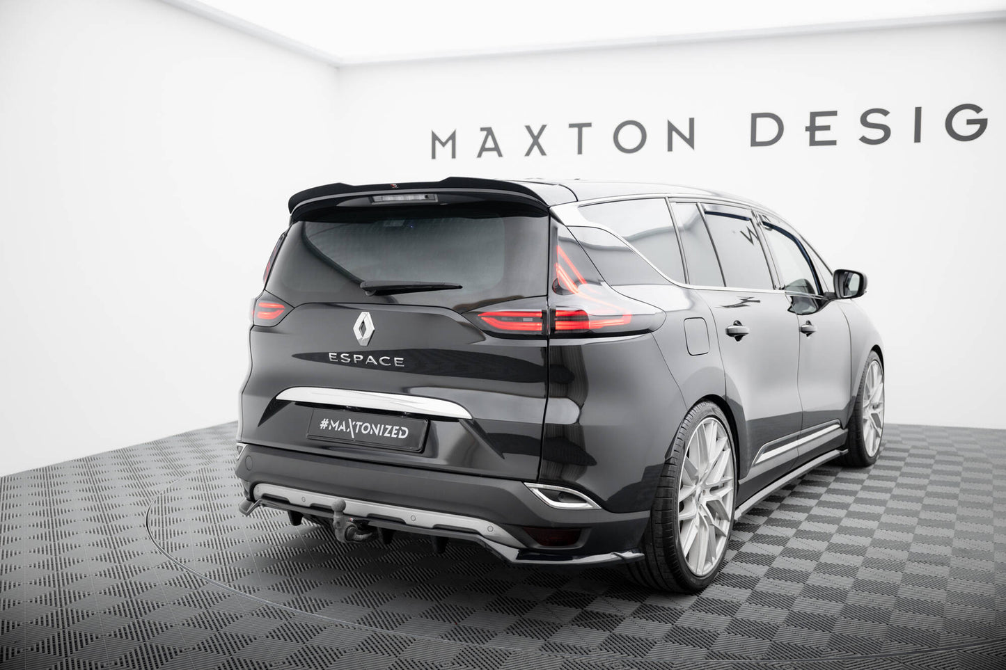 Rear Splitter with vertical bars Renault Espace Mk5