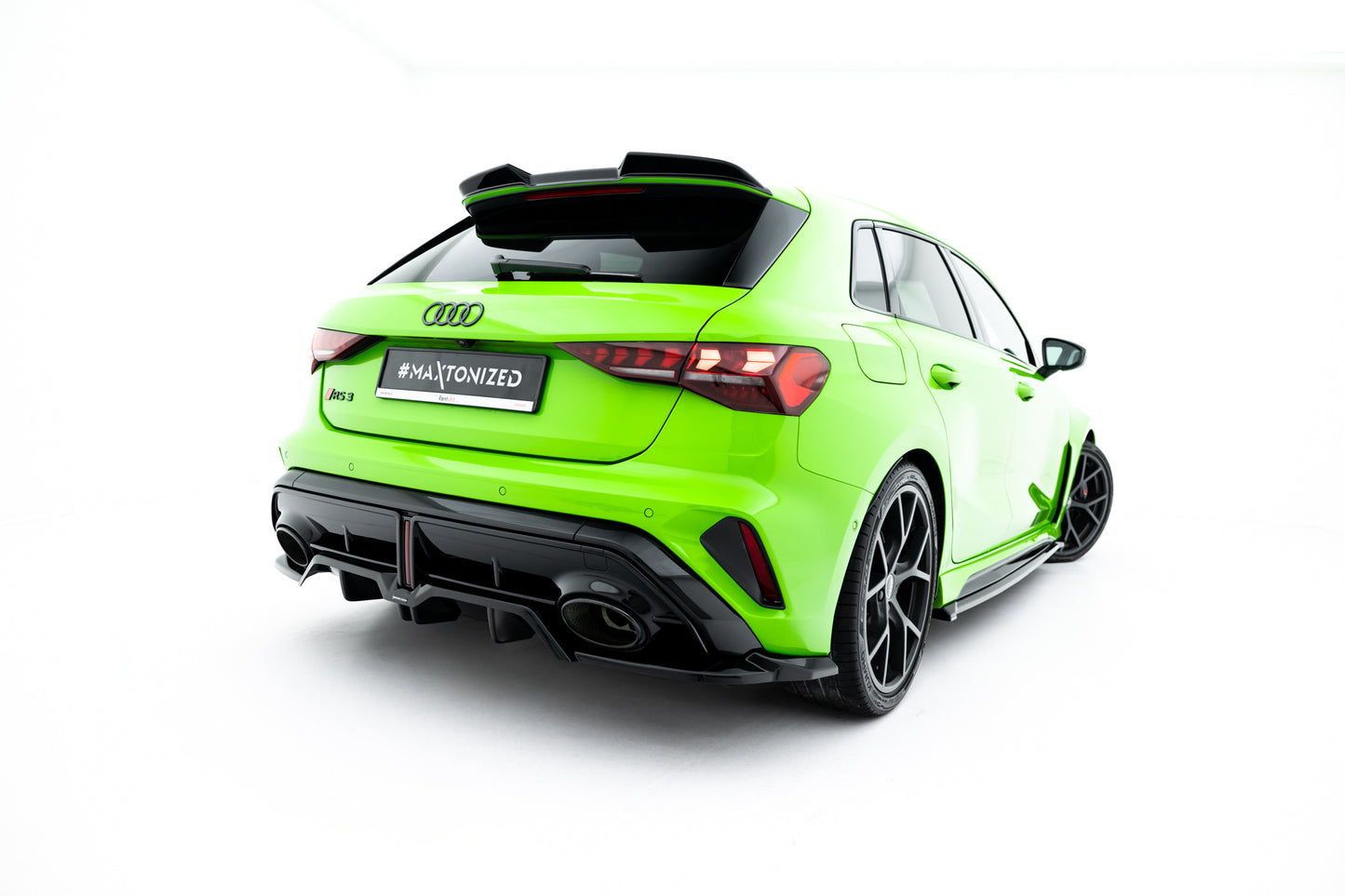 Rear Splitter (with vertical bars) V.1 Audi RS3 Sportback 8Y Facelift