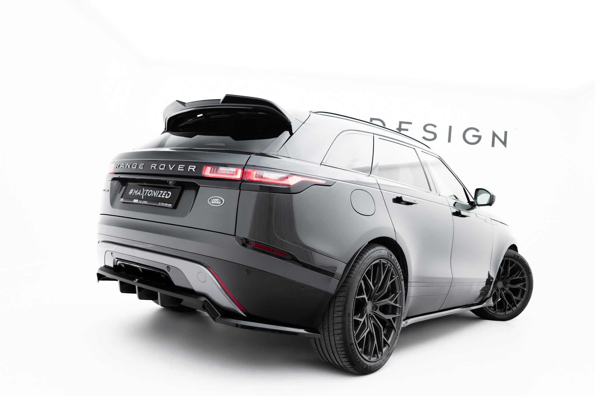Rear Splitter (with vertical bars) V.2 Land Rover Range Rover Velar R-Dynamic Mk1