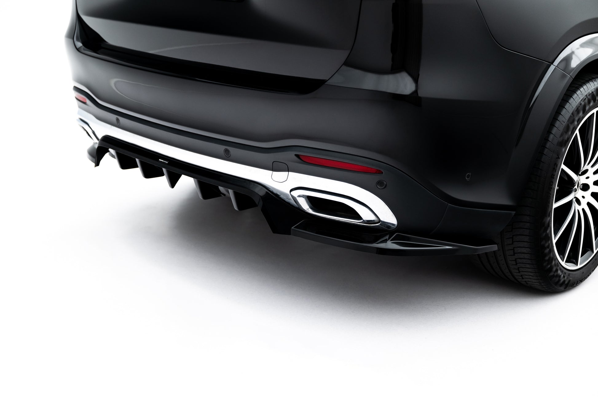Rear Splitter (with vertical bars) V.2 Mercedes-Benz GLS AMG-Line X167