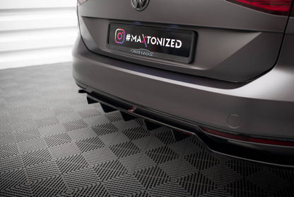Rear Splitter (with vertical bars) Volkswagen Passat Sedan / Variant B8