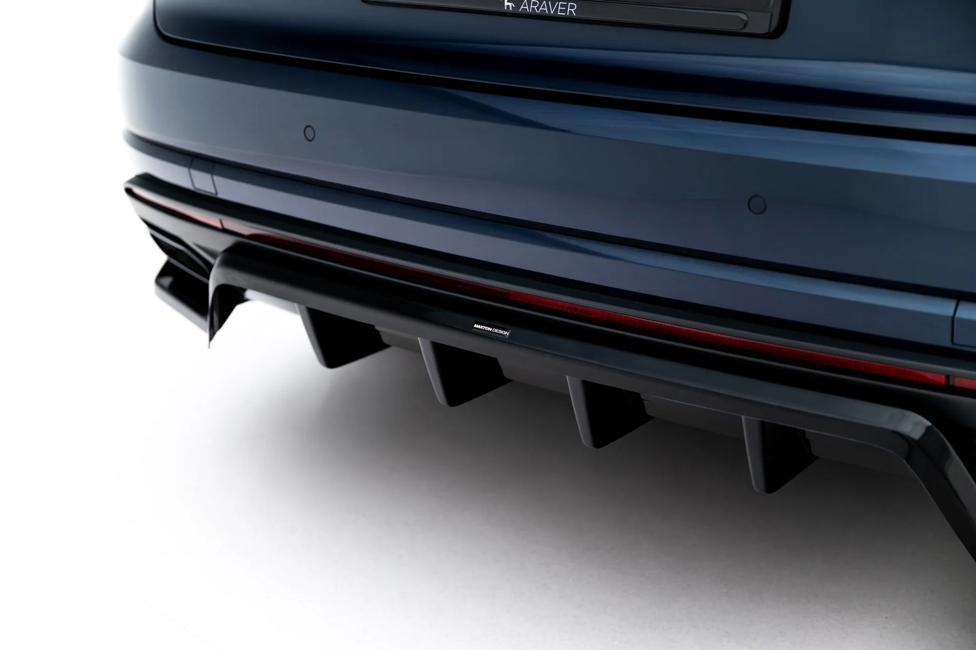 Rear Splitter (with vertical bars) Volkswagen Touareg Elegance Mk3 Facelift