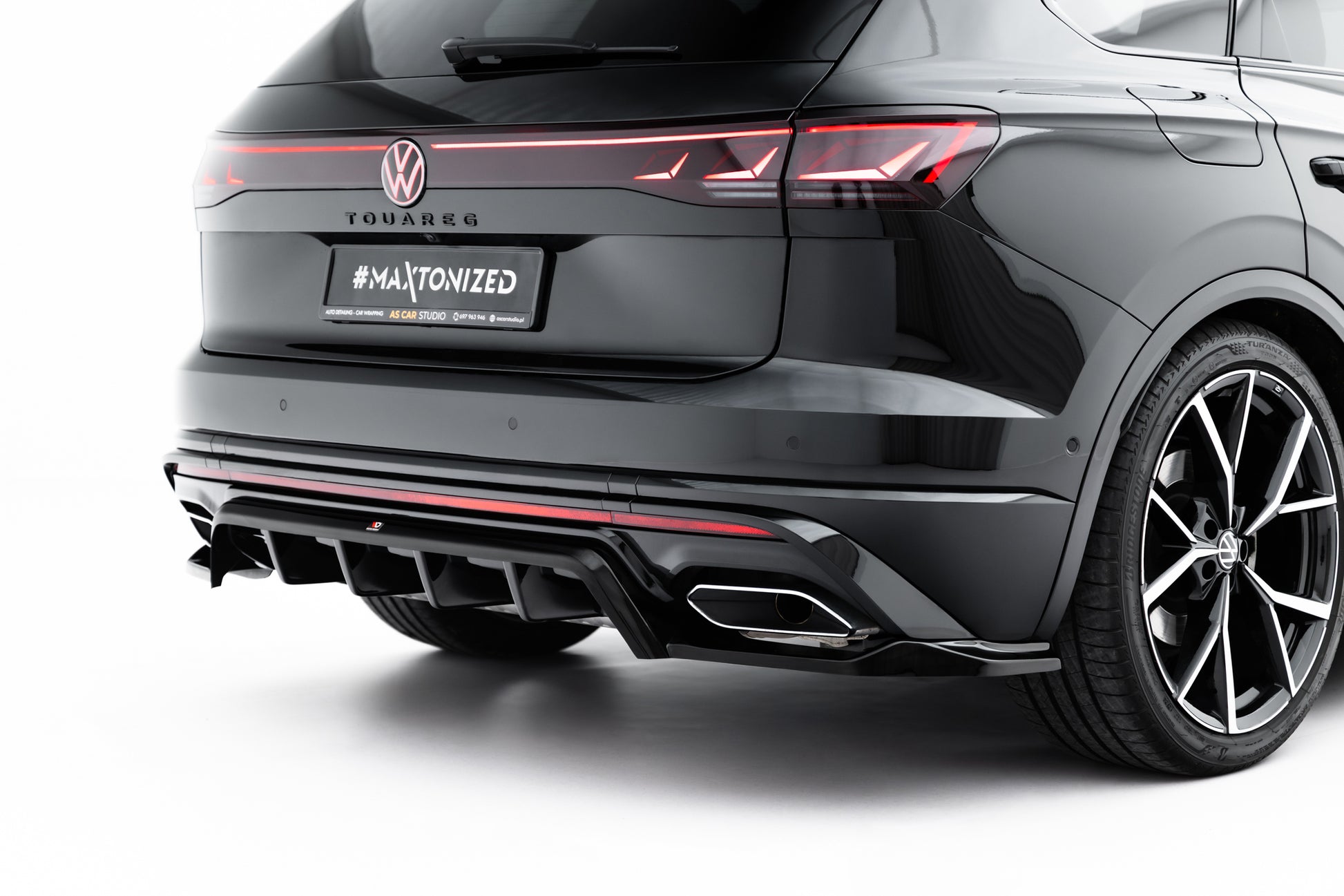 Rear Splitter (with vertical bars) Volkswagen Touareg R-Line Mk3 Facelift