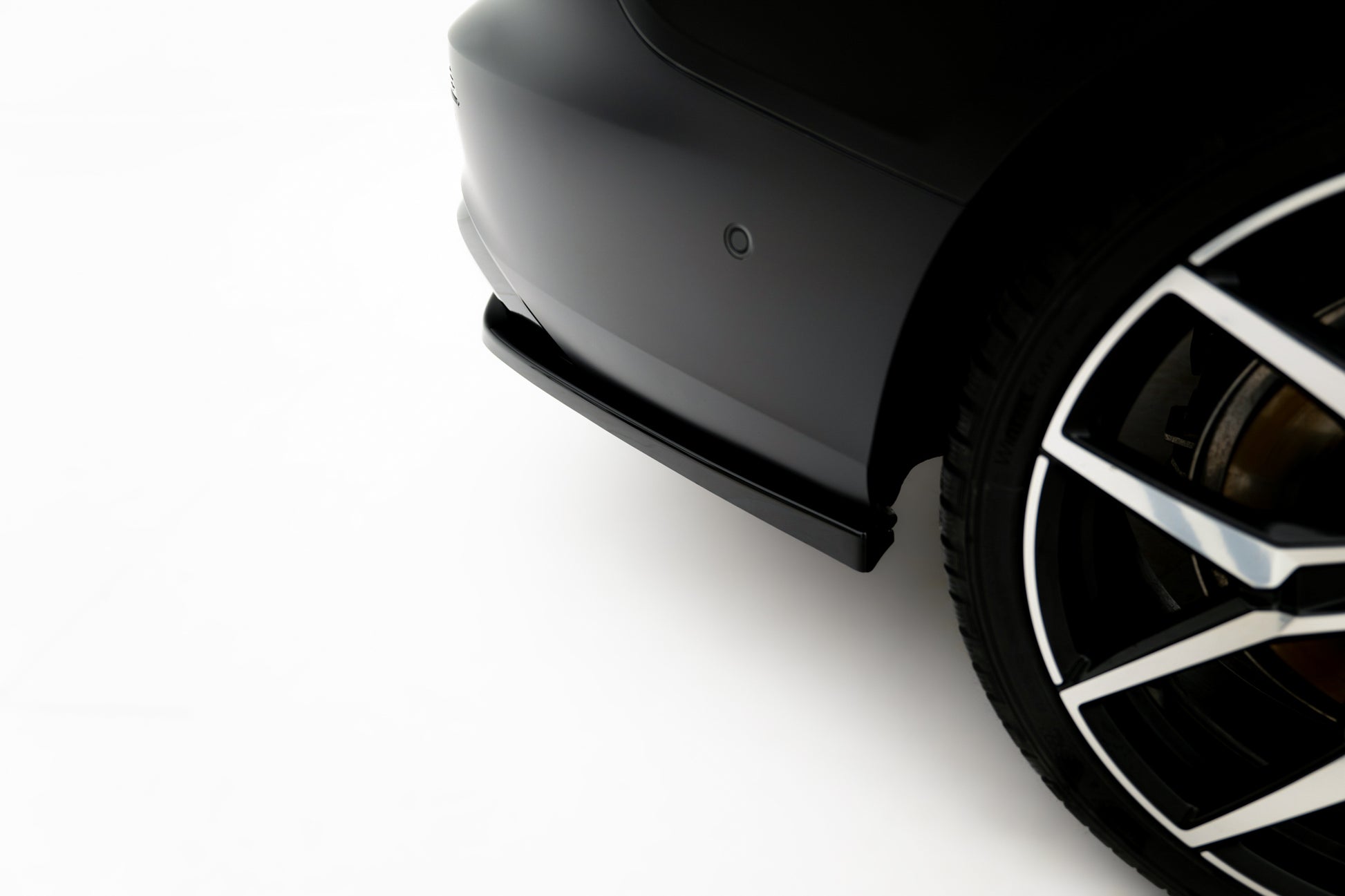 Rear Splitter (with vertical bars) Volvo S60/V60 R-Design Mk3