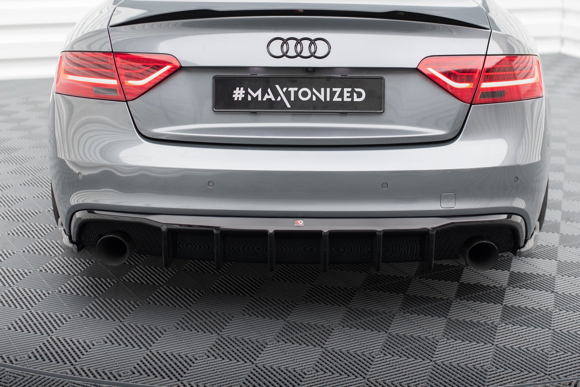 Rear Valance Audi S5 / A5 S-Line 8T Facelift (Version with single exhausts on both sides)