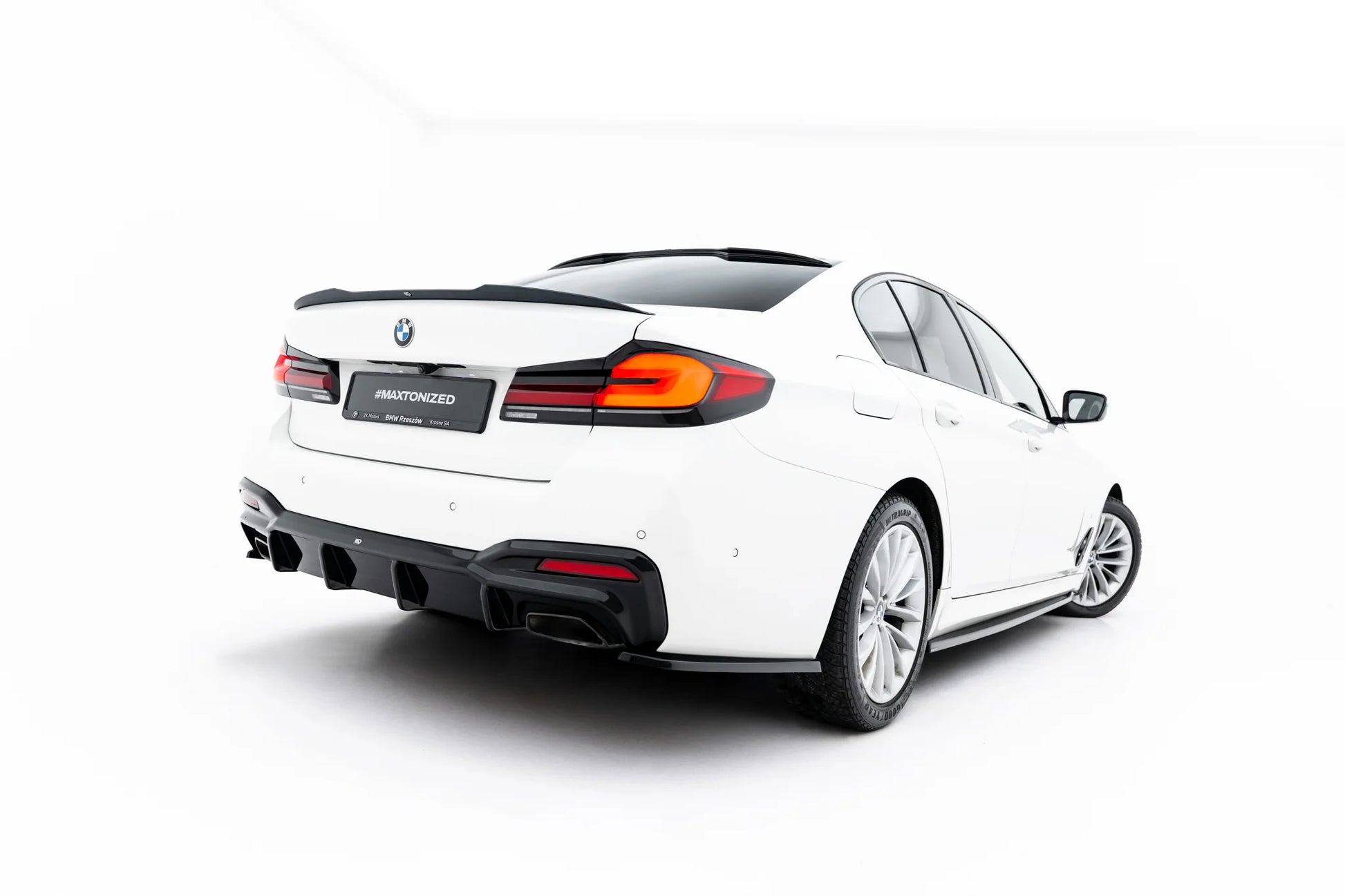 Rear Valance BMW 5 M-Pack Sedan / Touring G30 / G31 / G30 Facelift / G31 Facelift
