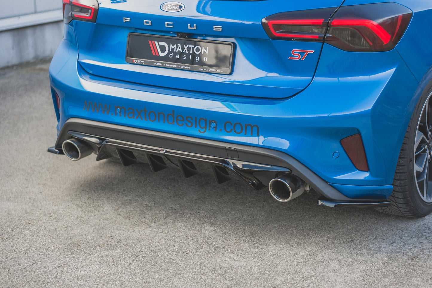 Rear Valance V.2 Ford Focus Hatchback ST Mk4