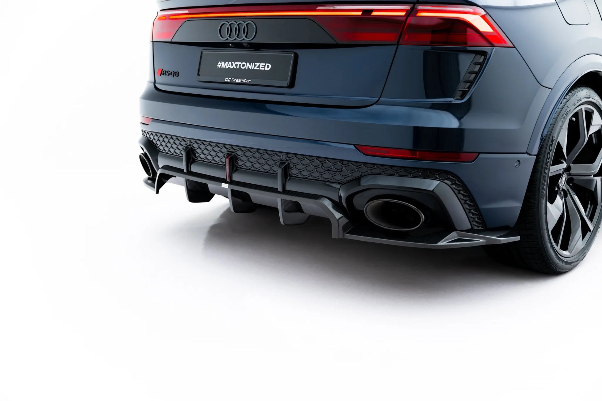 Set of Prepreg Carbon Fiber Splitters Audi RSQ8 Mk1 Facelift