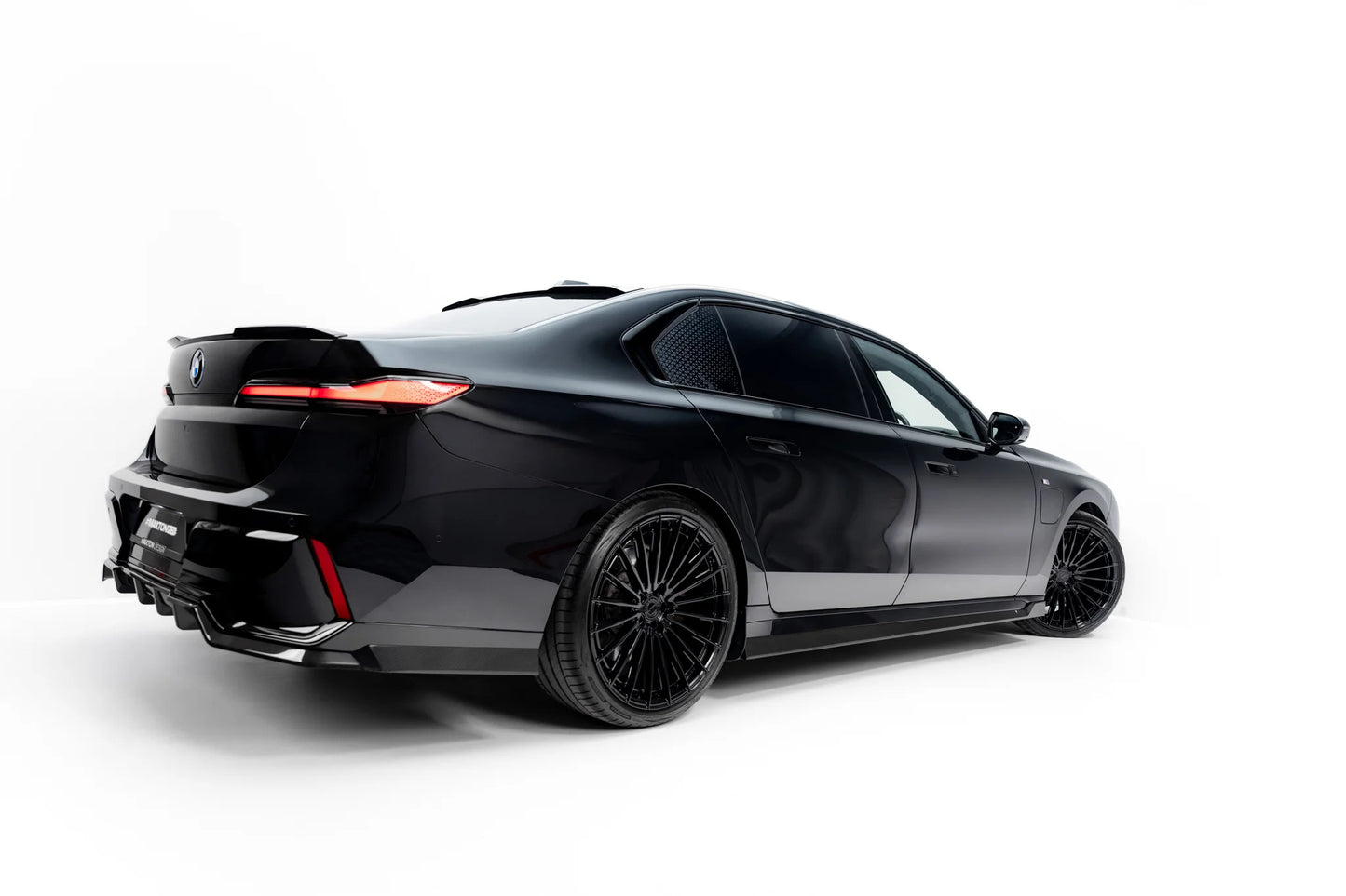 Set of Prepreg Carbon Fiber Splitters BMW 7 i7 M-Pack G70