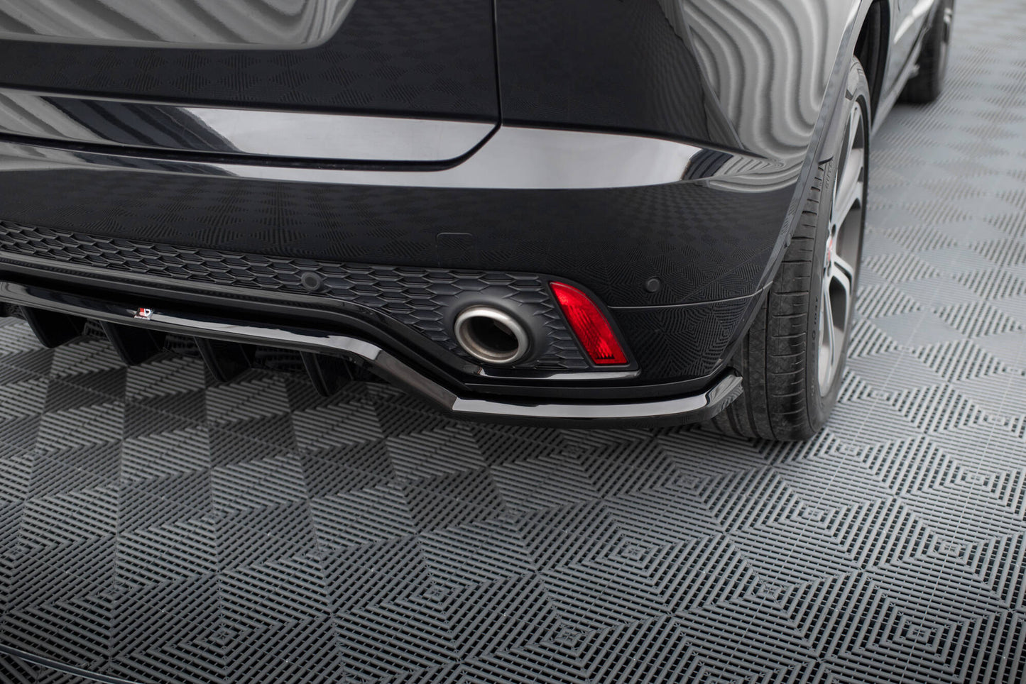 Set of Splitters Jaguar E-Pace R-Dynamic X540