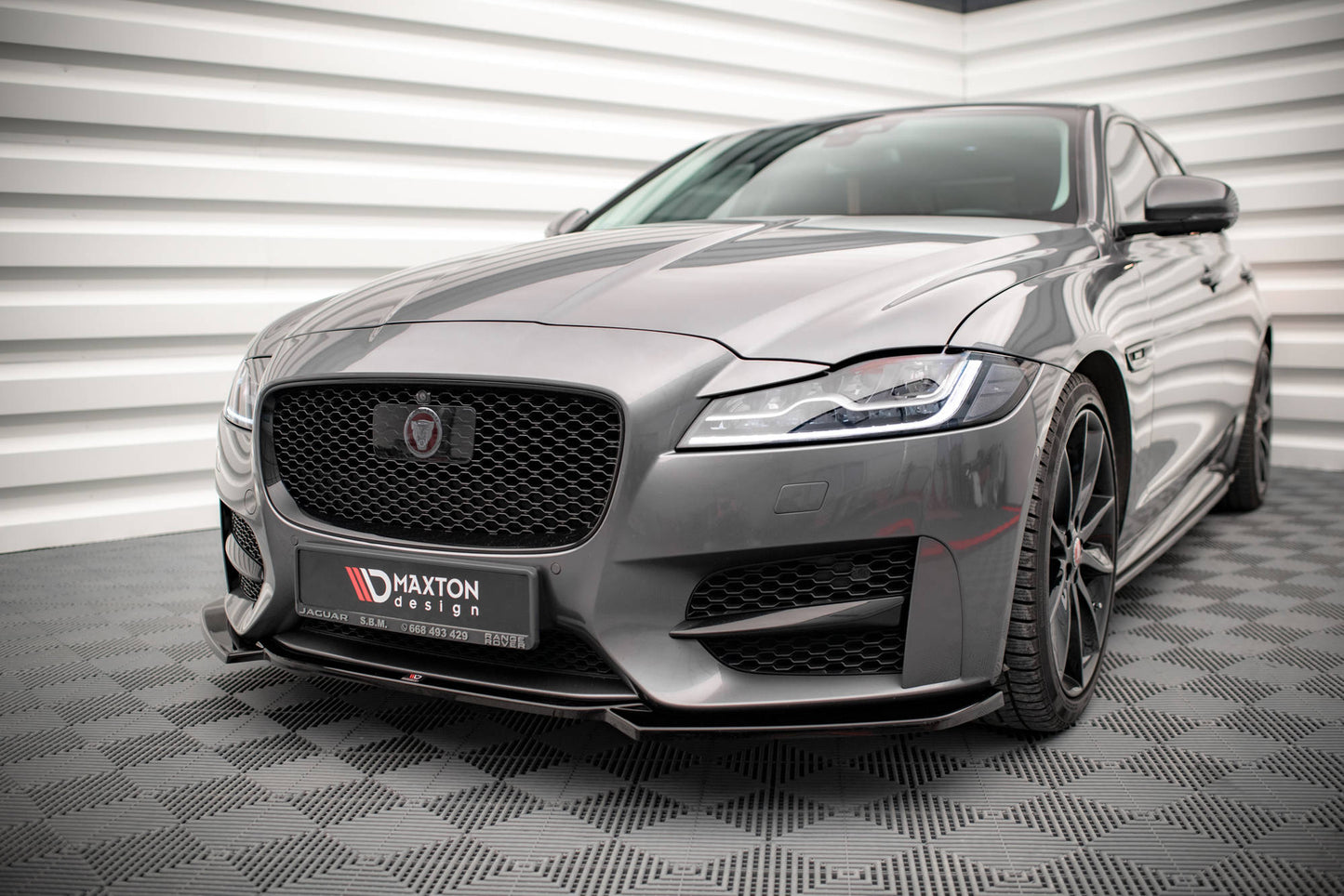 Set of Splitters Jaguar XF R-Sport X260