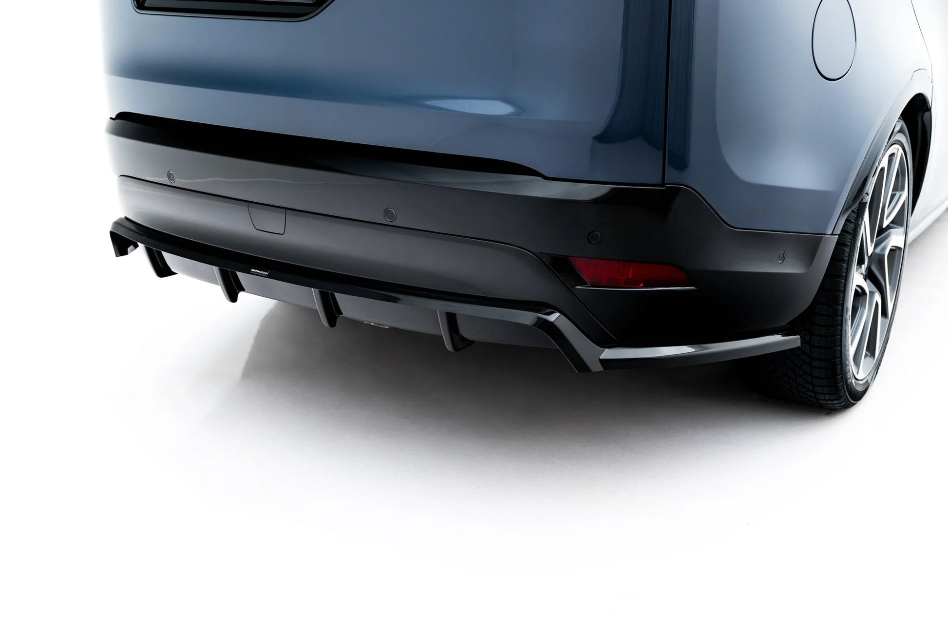 Set of Splitters Land Rover Discovery HSE Mk5 Facelift