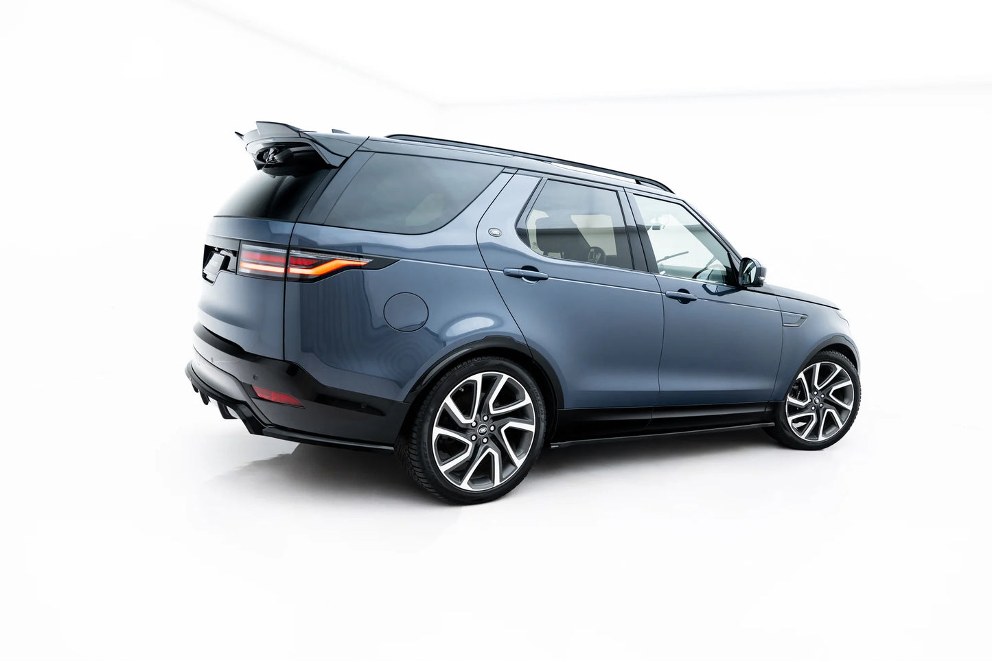 Set of Splitters Land Rover Discovery HSE Mk5 Facelift