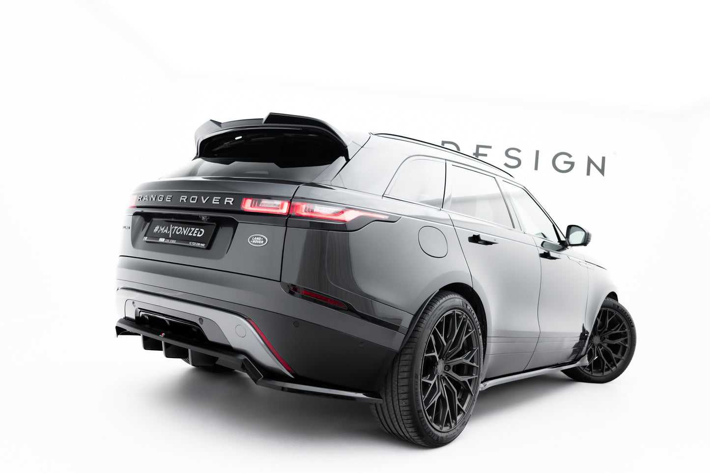 Set of Splitters Land Rover Range Rover Velar R-Dynamic Mk1 (The kit is not compatible with a towbar)