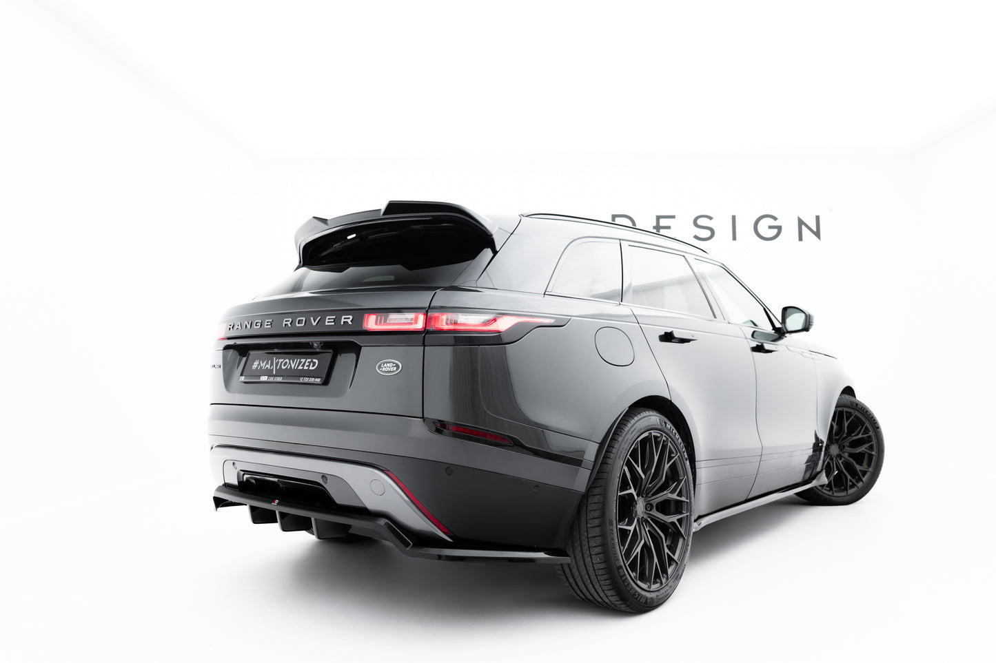 Set of Splitters Land Rover Range Rover Velar R-Dynamic Mk1 (The kit is not compatible with a towbar)