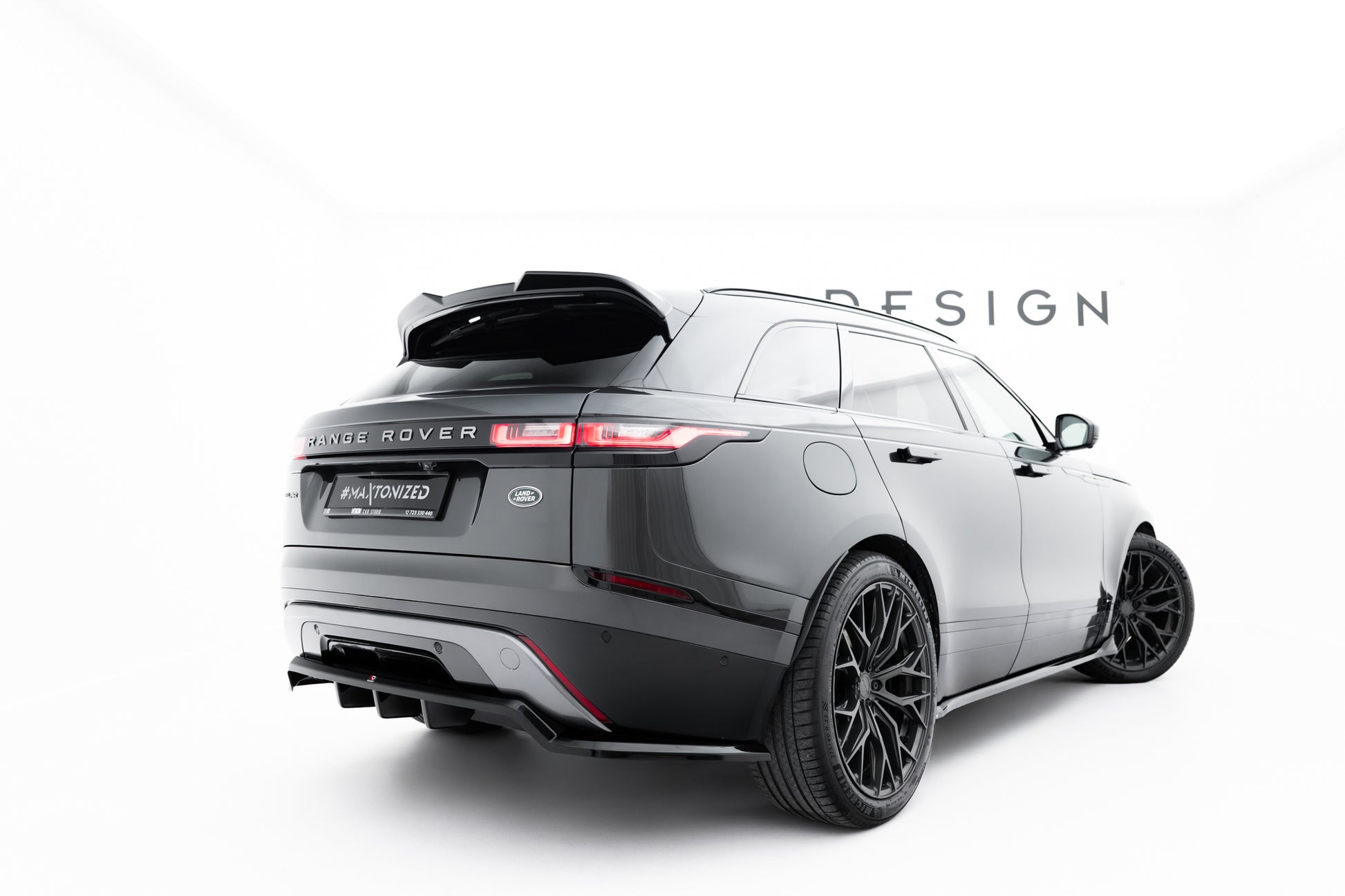 Set of Splitters Land Rover Range Rover Velar R-Dynamic Mk1 (The kit is not compatible with a towbar)