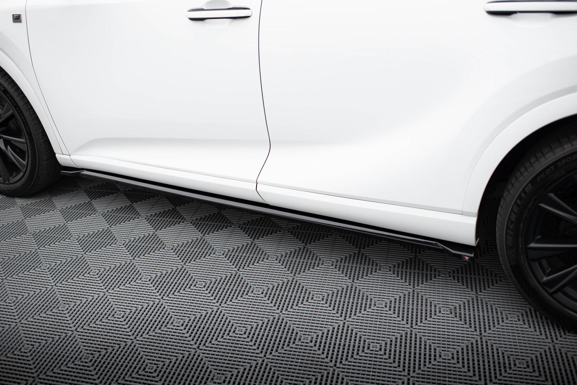 Set of Splitters Lexus RX F-Sport Mk5