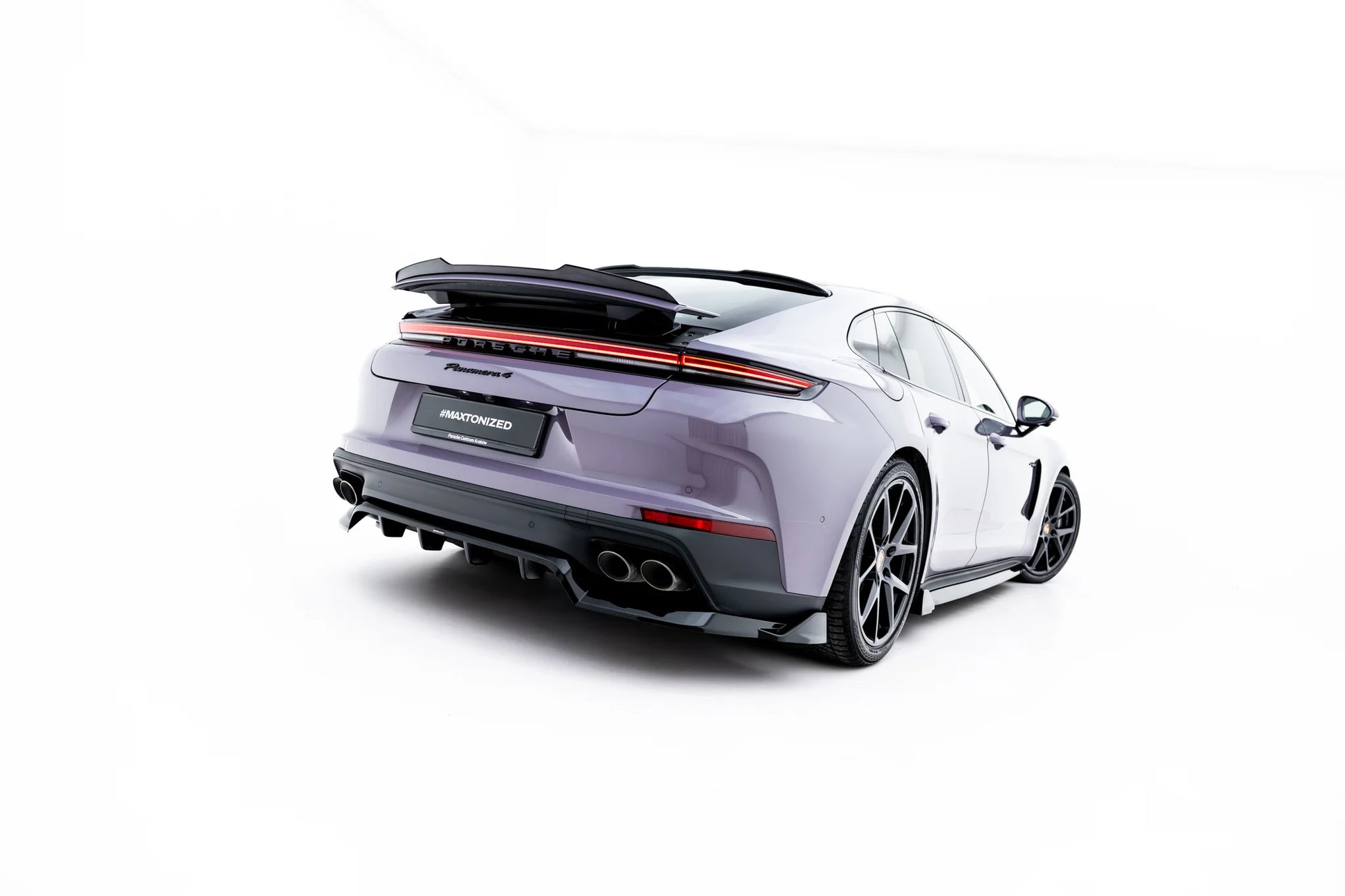 Set of Splitters Porsche Panamera 4 / 4S E-Hybrid / 4 E-Hybrid 972