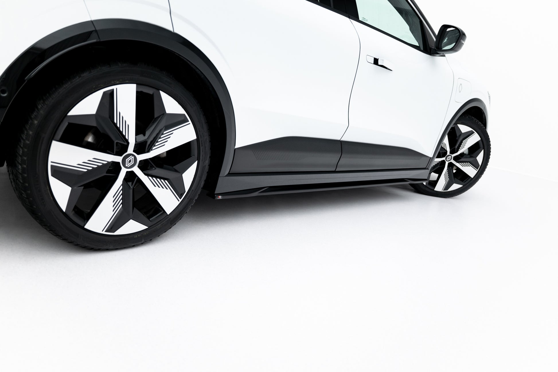 Set of Splitters Renault Megane E-Tech Electric Mk1