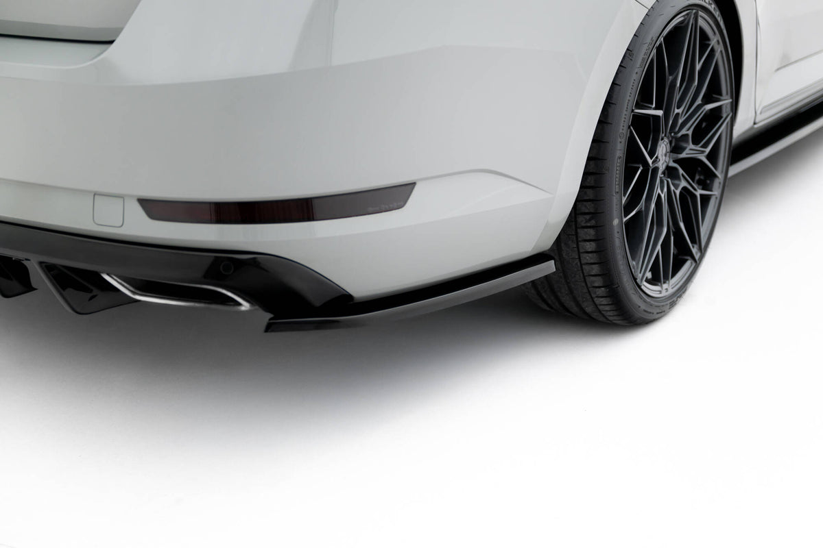 Set of Splitters V.1 Skoda Superb Liftback Mk3