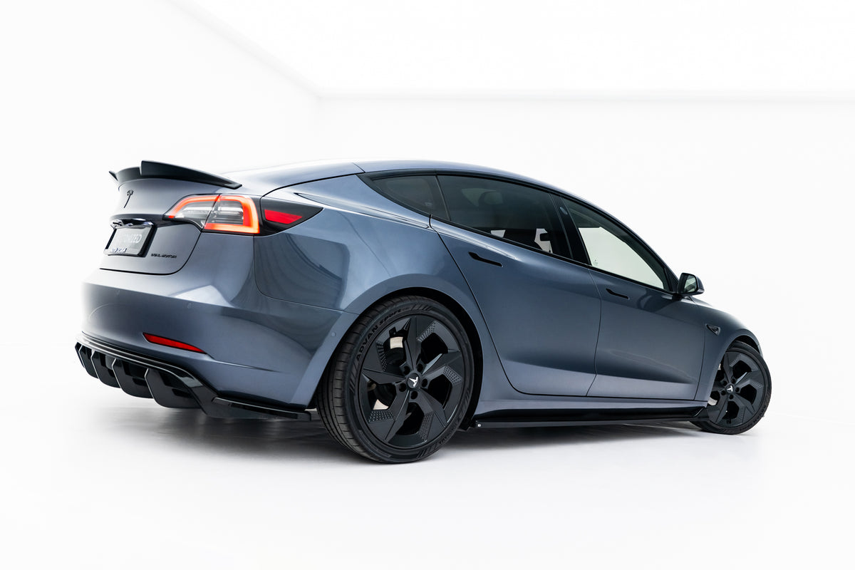 Set of Splitters Tesla Model 3