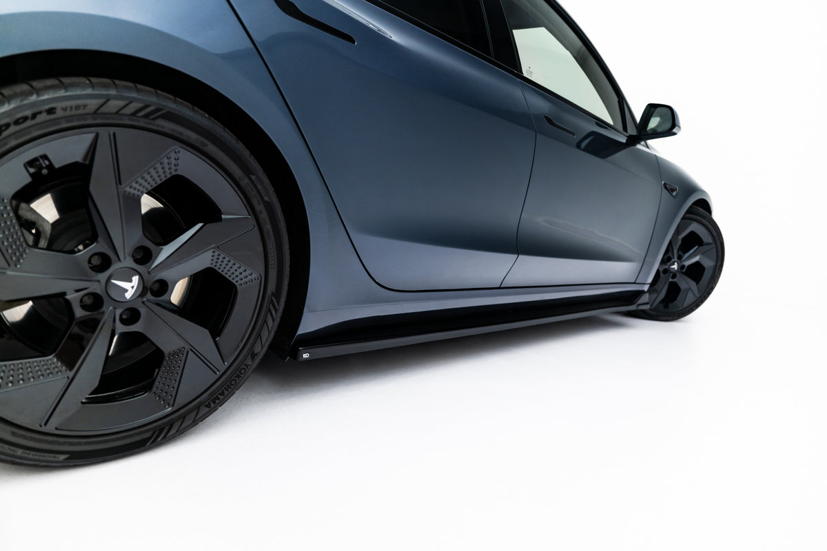 Set of Splitters Tesla Model 3