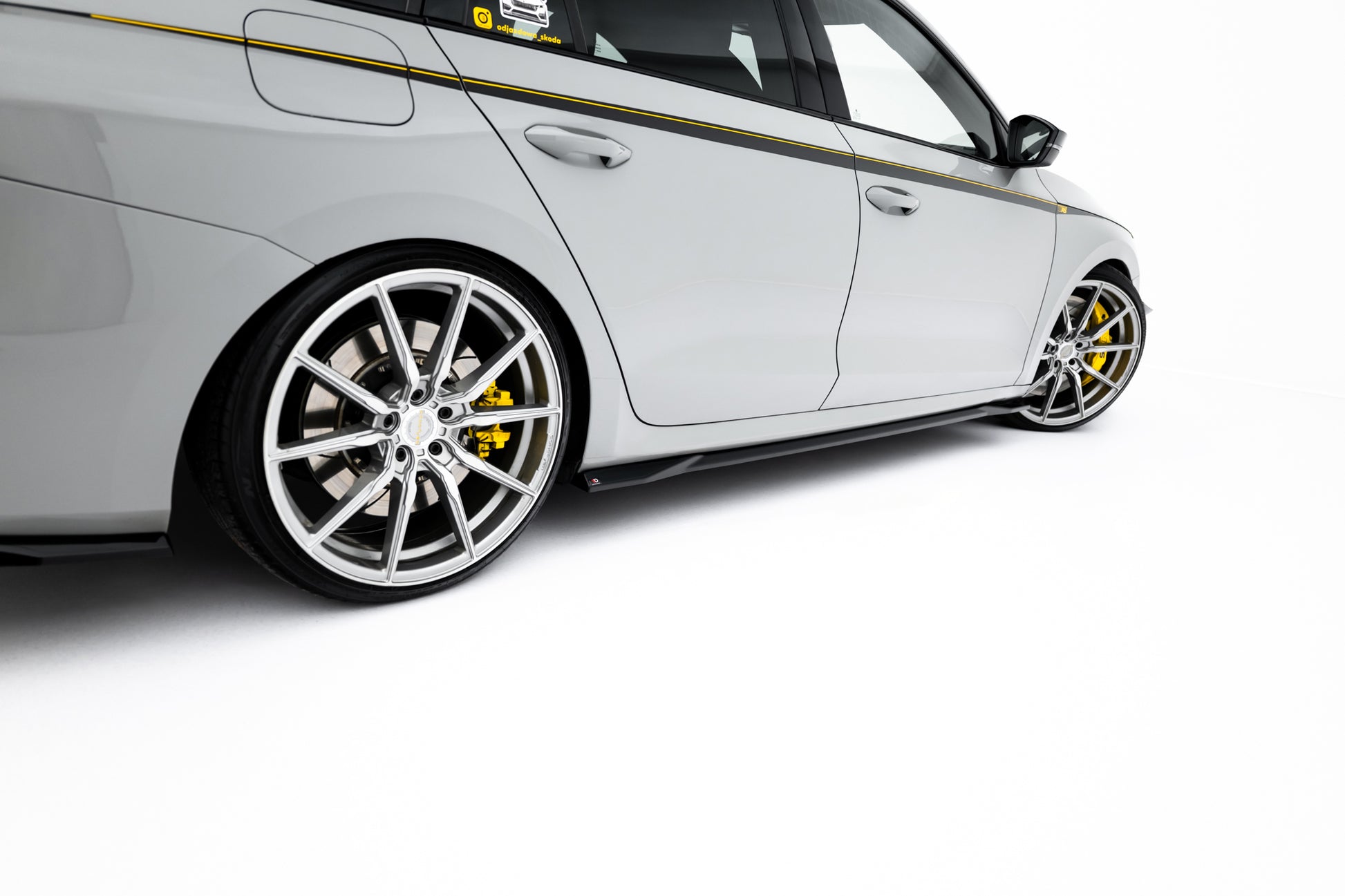 Set of Splitters V.1 Skoda Octavia RS Combi Mk4