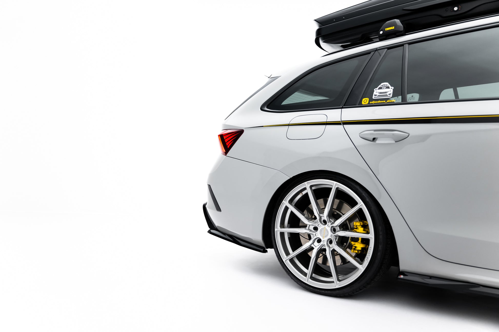 Set of Splitters V.1 Skoda Octavia RS Combi Mk4