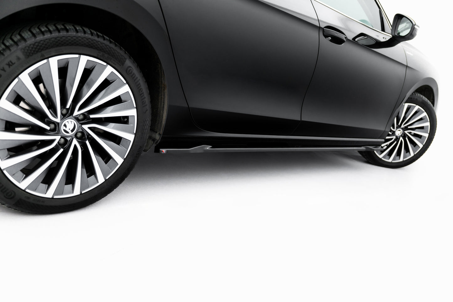 Set of Splitters V.1 Skoda Superb Sedan Mk4