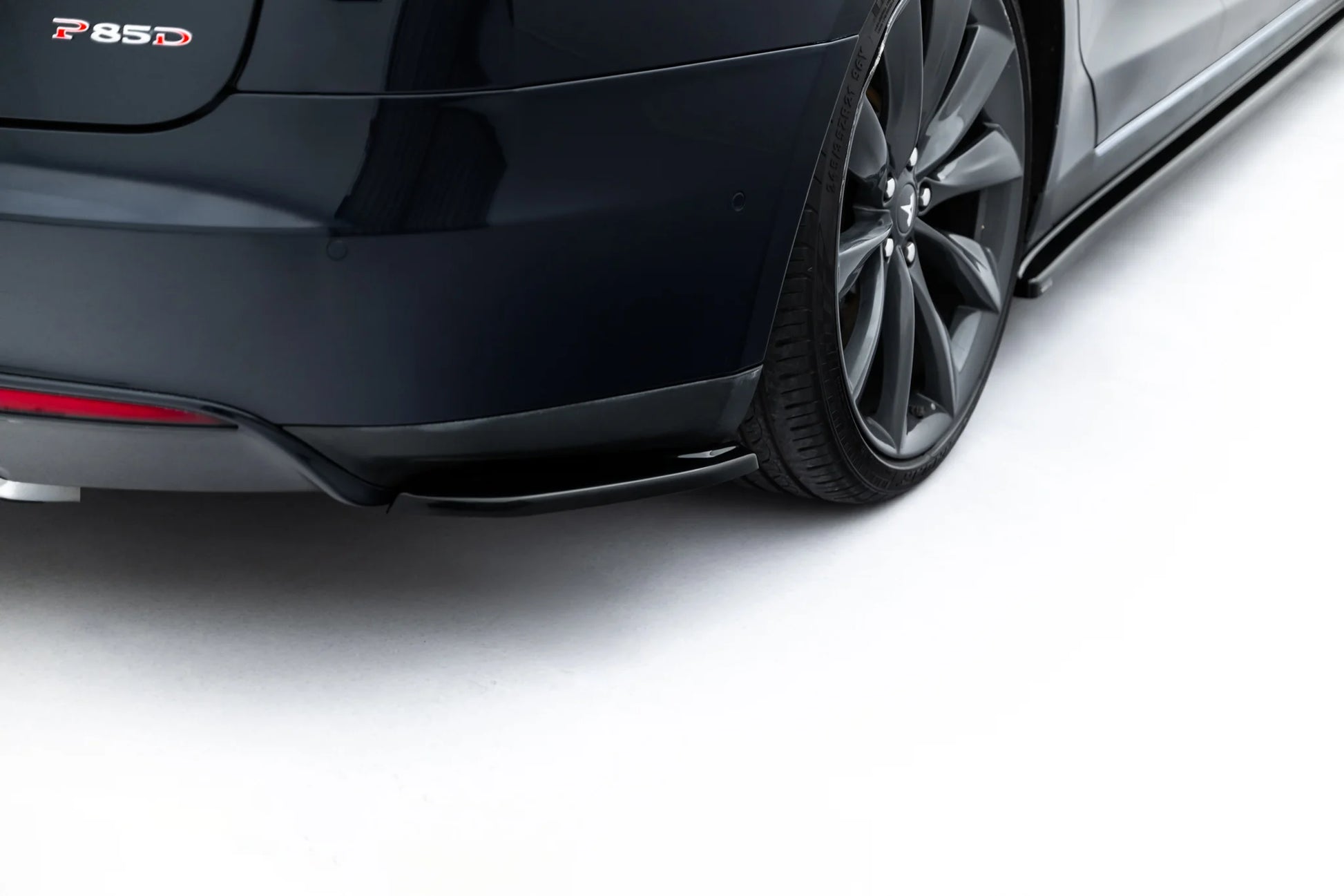 Set of Splitters V.1 Tesla Model S Mk1