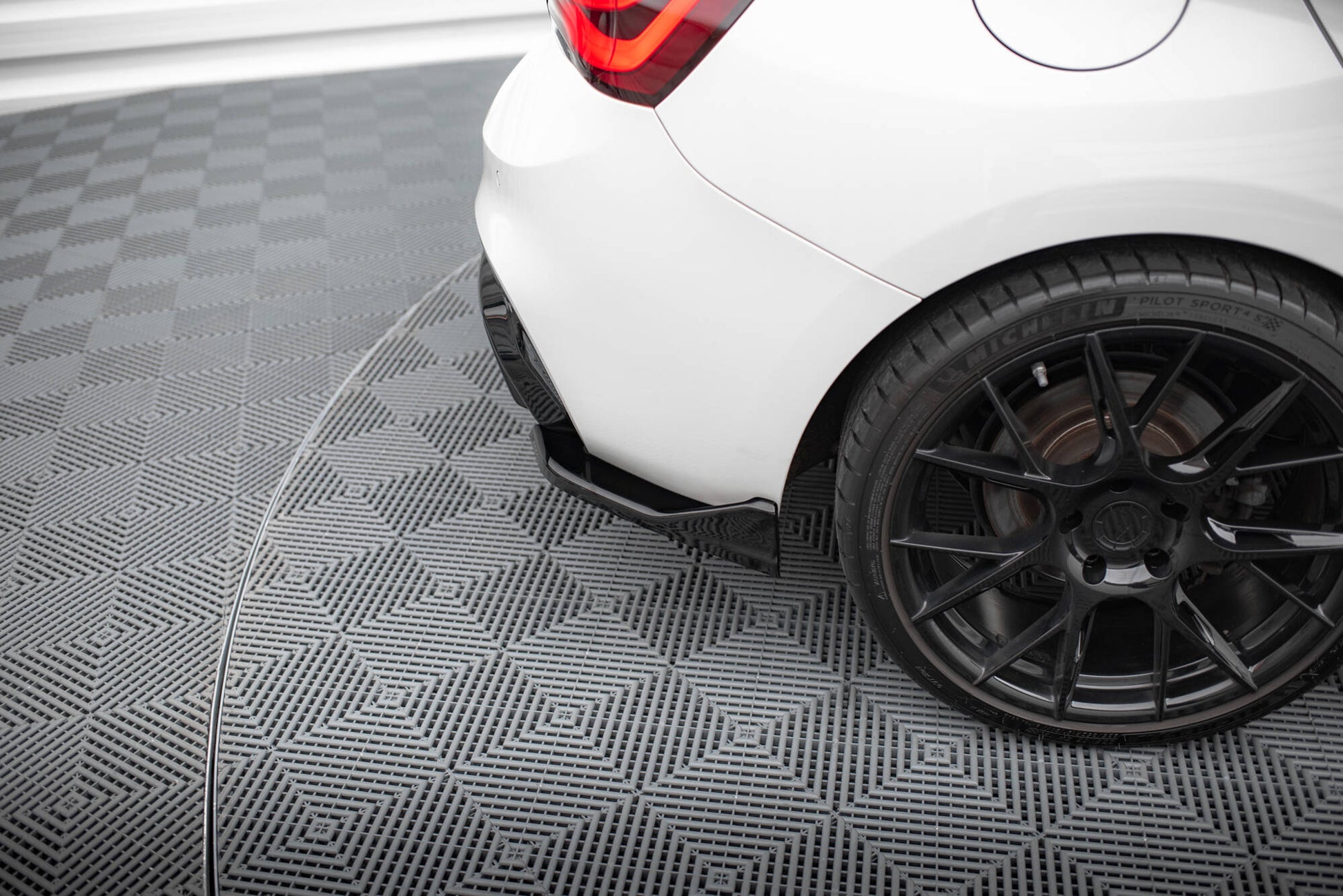 Set of Splitters V.2 BMW M140i F20 Facelift