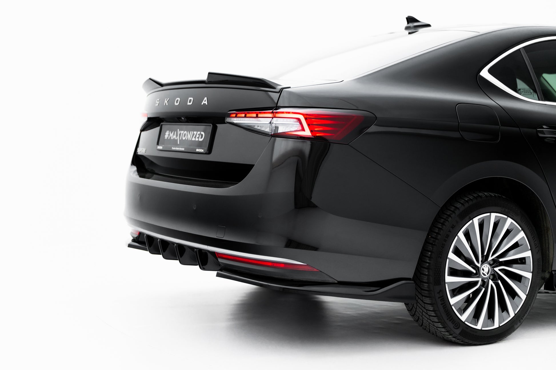 Set of Splitters V.2 Skoda Superb Sedan Mk4