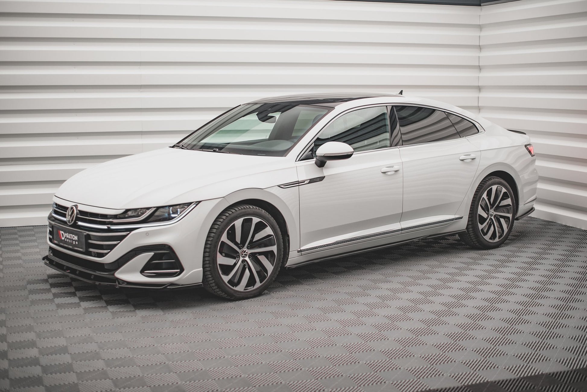 Set of Splitters Volkswagen Arteon R-Line Sedan / Shooting Brake Mk1 Facelift
