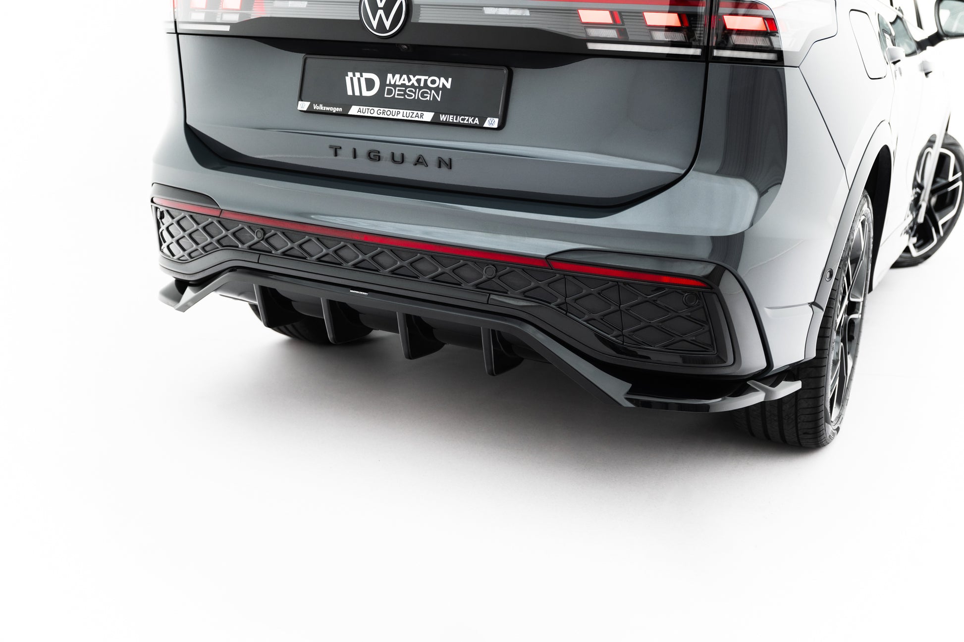 Set of Splitters Volkswagen Tiguan R-Line Mk3