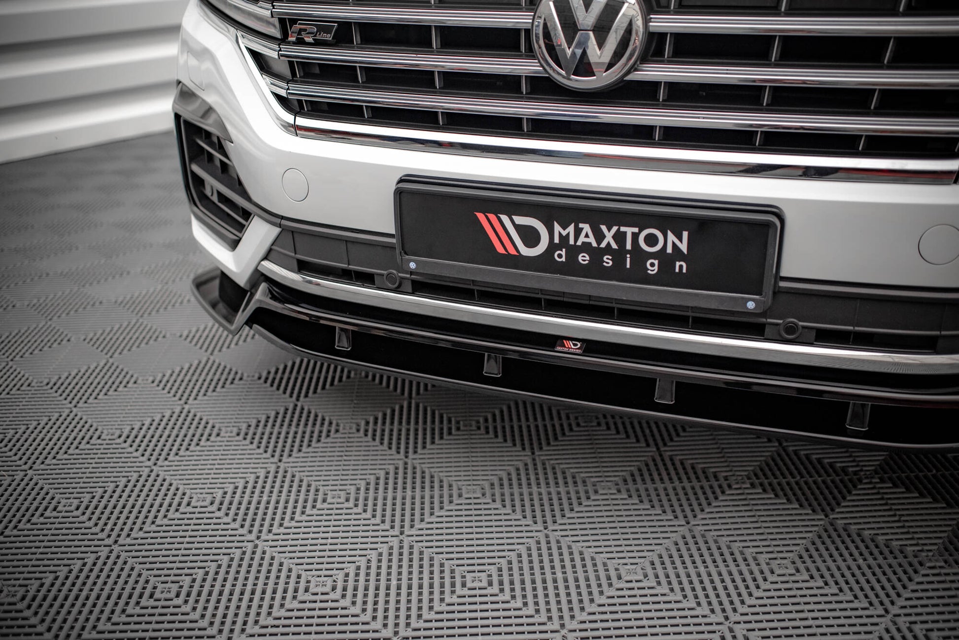 Set of Splitters Volkswagen Touareg R-Line Mk3