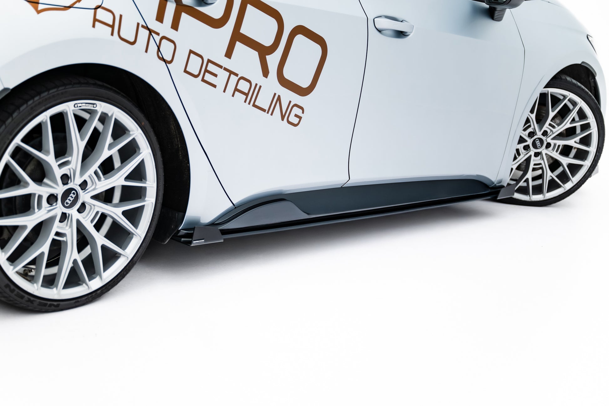 Side Flaps Cupra Born Mk1