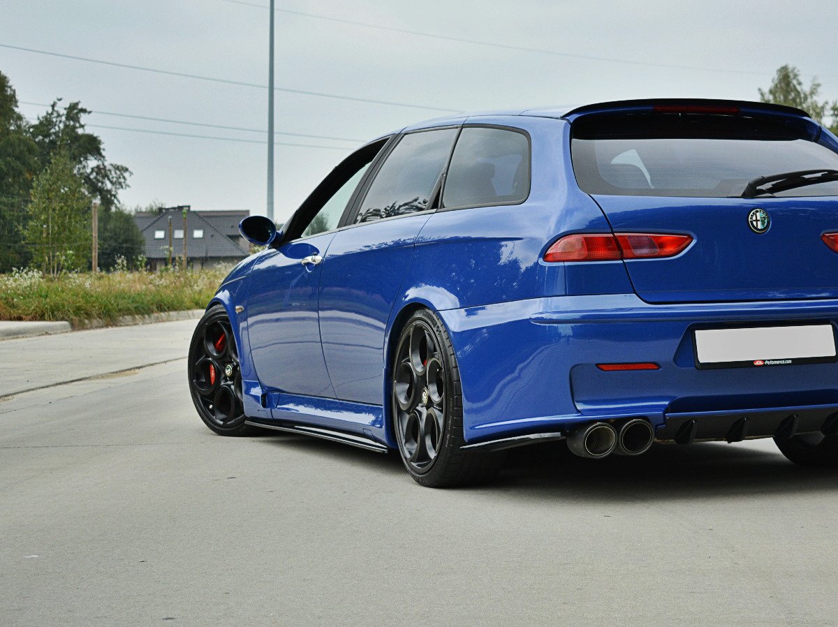 Side Skirts Diffusers  Alfa Romeo 156 GTA