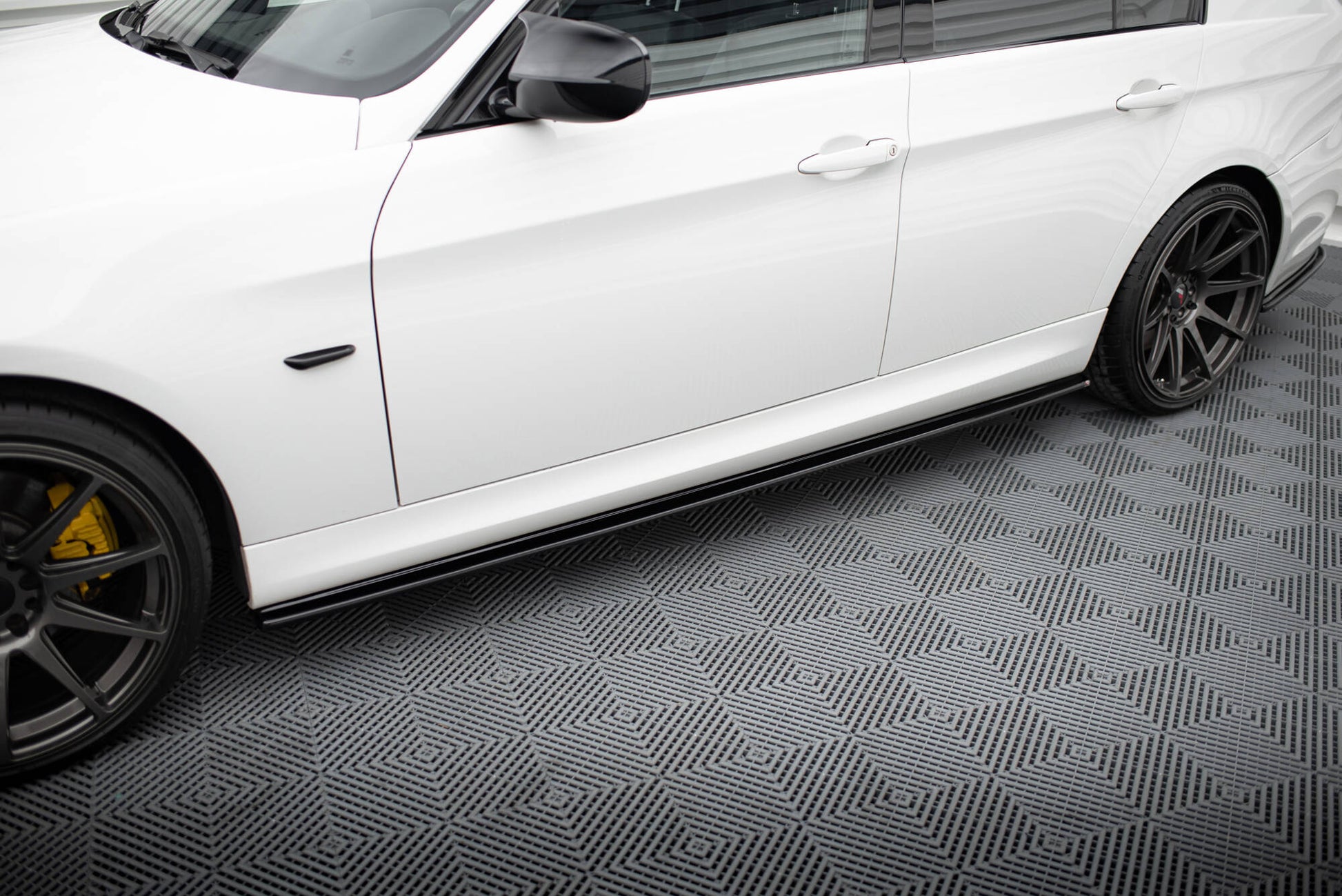 Side Skirts Diffusers BMW 3 M-Pack Sedan / Touring E90 / E91