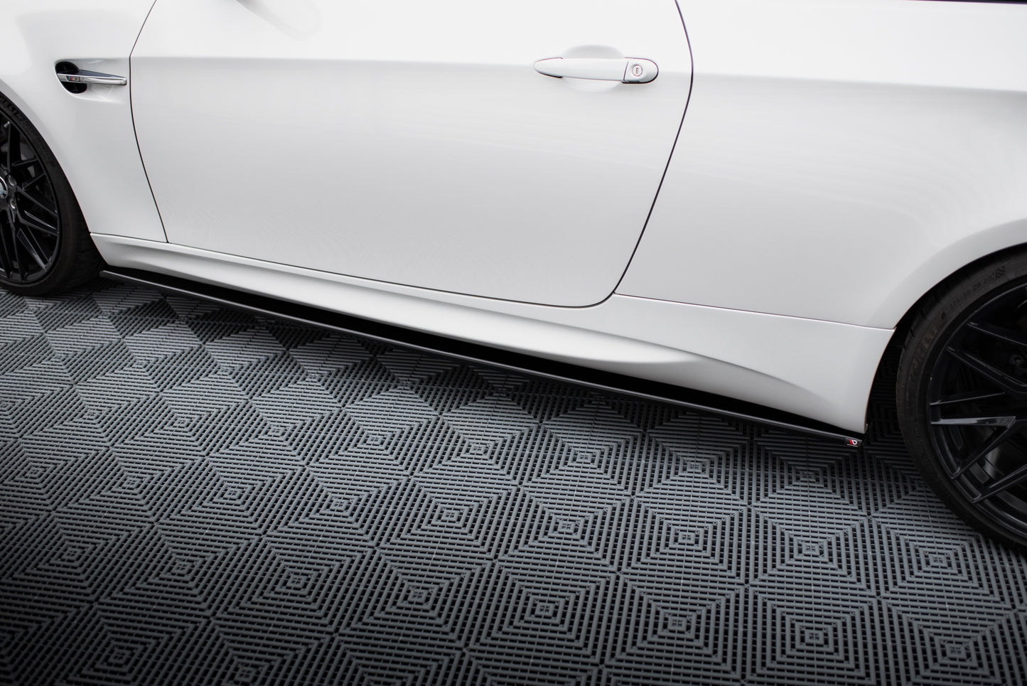 Side Skirts Diffusers BMW M3 E92 / Cabrio E93