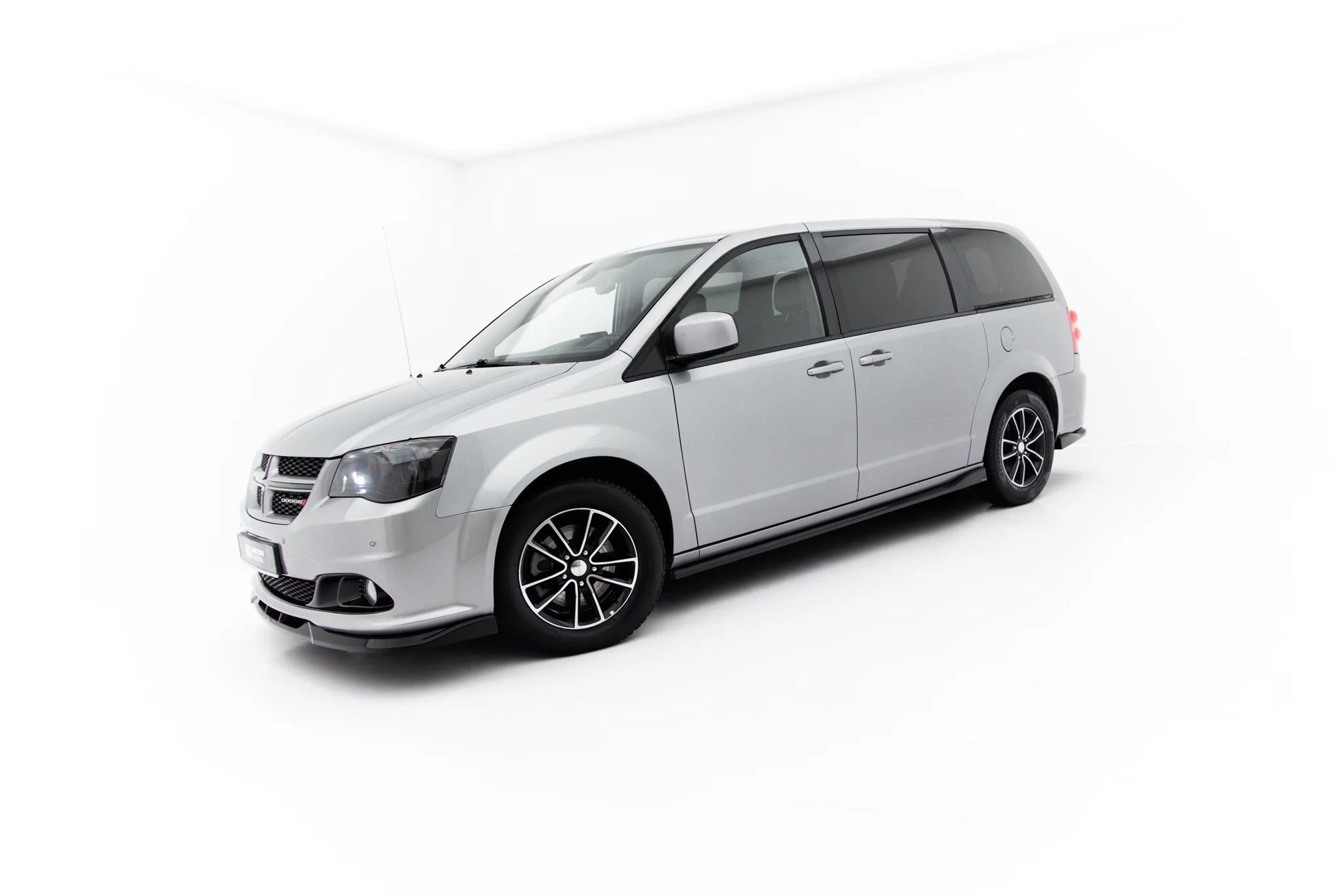 Side Skirts Diffusers Dodge Grand Caravan Mk5 Facelift
