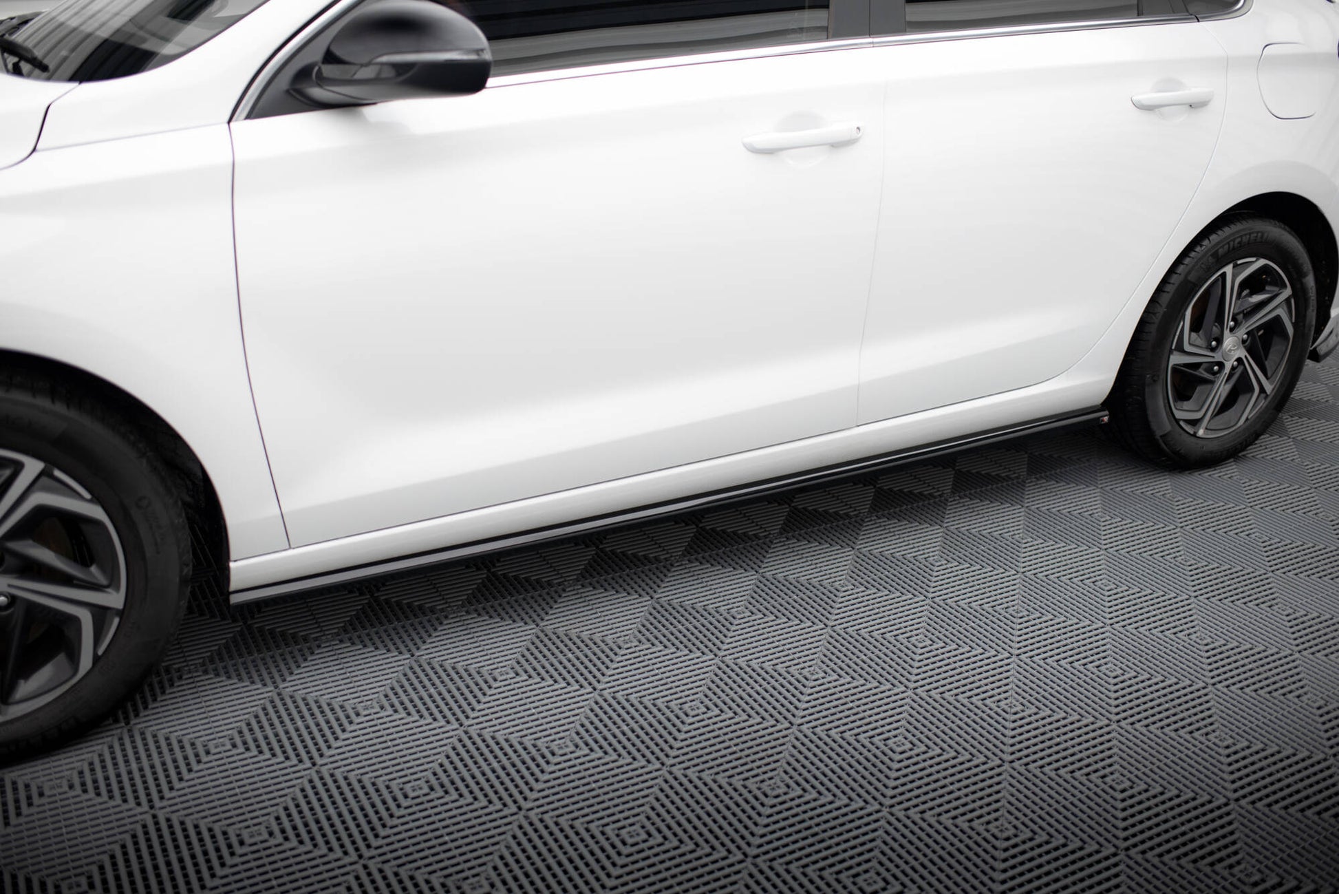Side Skirts Diffusers Hyundai I30 N-Line / Standard Hatchback / Fastback Mk3 Facelift