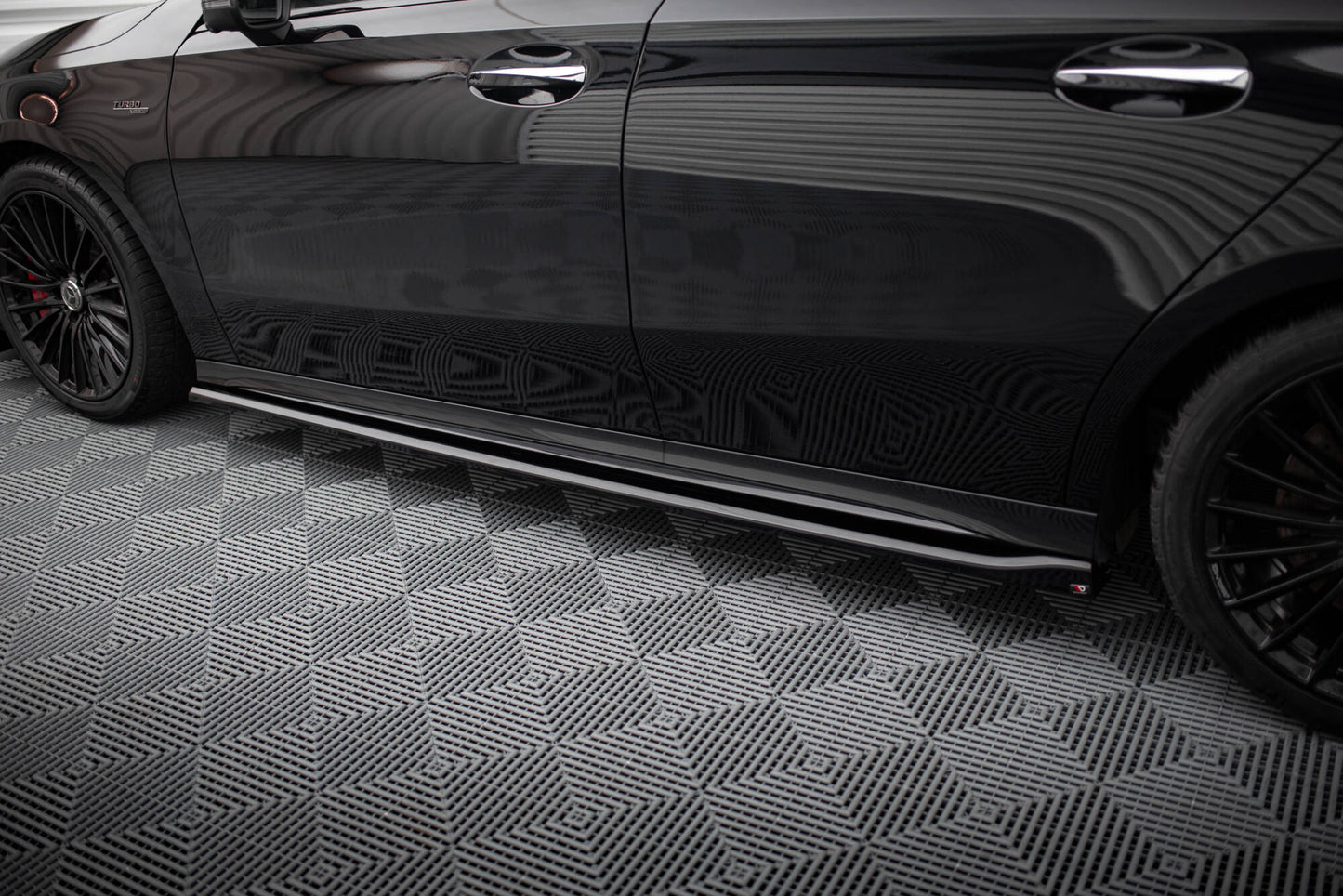 Side Skirts Diffusers Mercedes-AMG A35 / A AMG-Line W177 Facelift