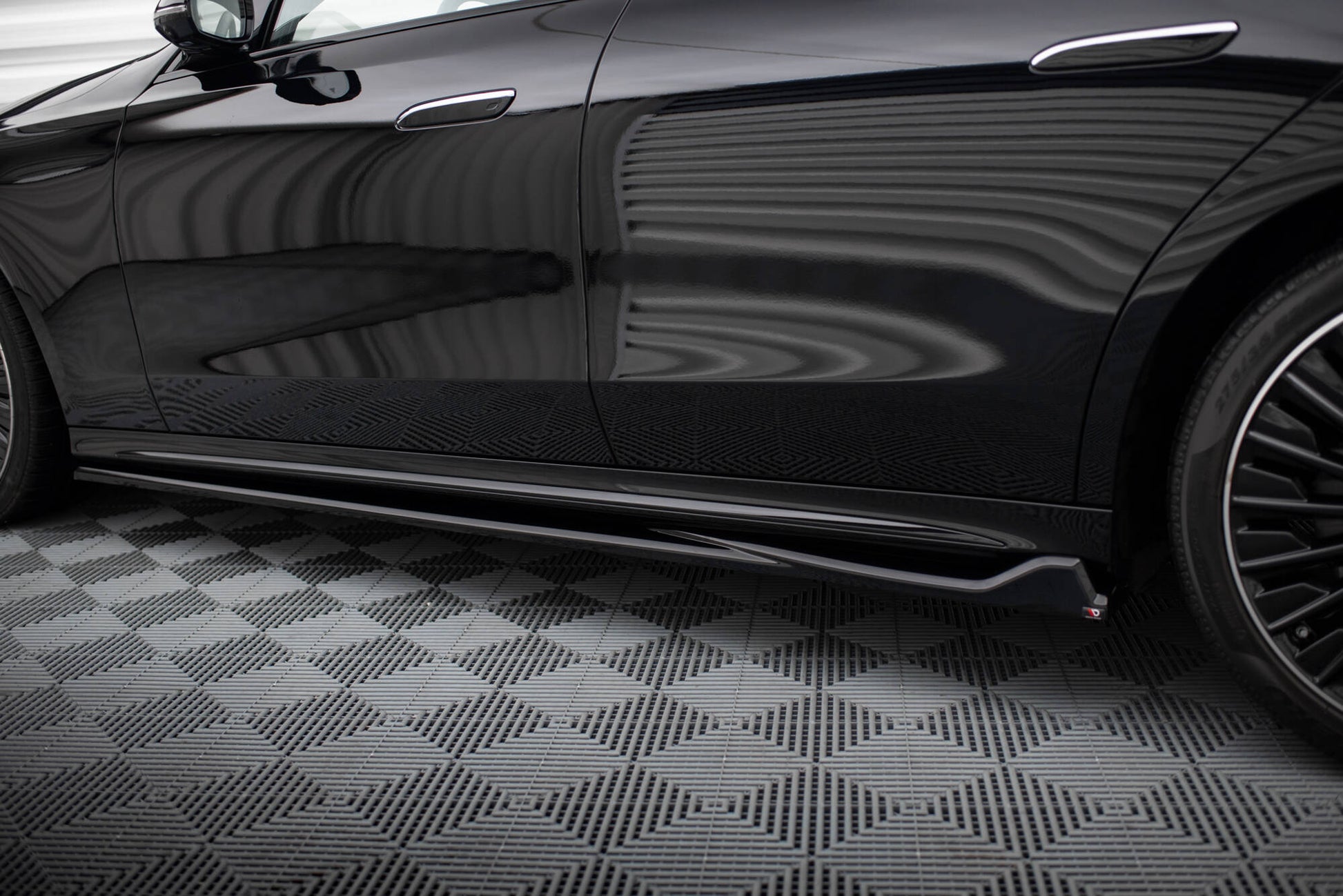 Side Skirts Diffusers Mercedes-Benz E AMG-Line Sedan / Estate W214