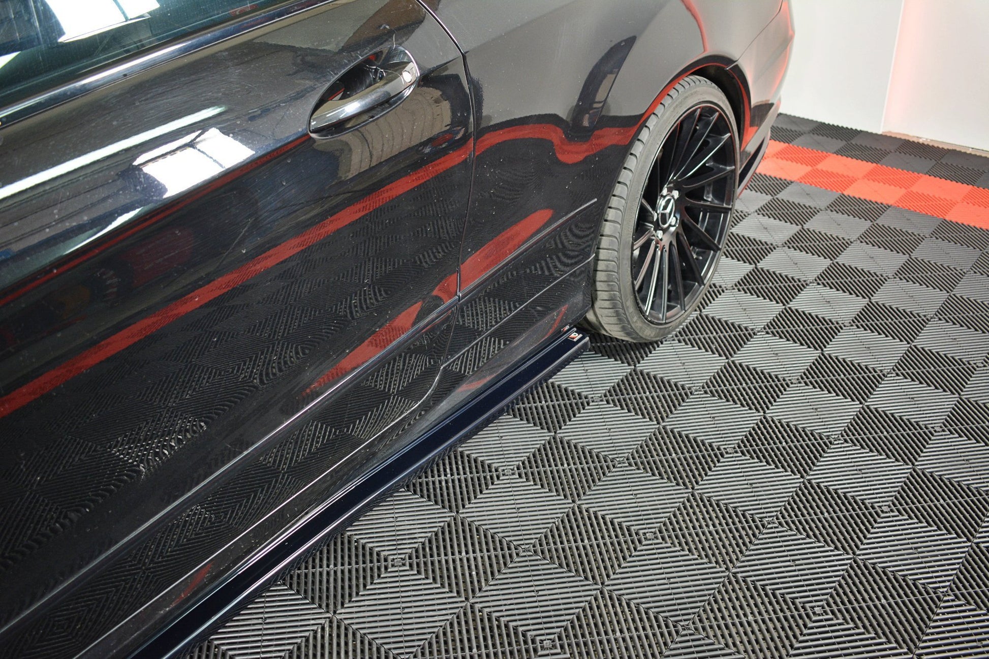Side Skirts Diffusers Mercedes-Benz E-Class Coupe AMG-Line C207