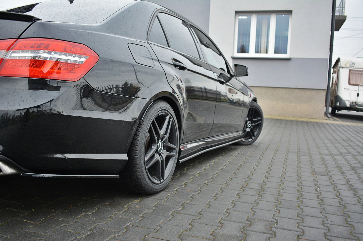 Side Skirts Diffusers  Mercedes-Benz E63 AMG W212