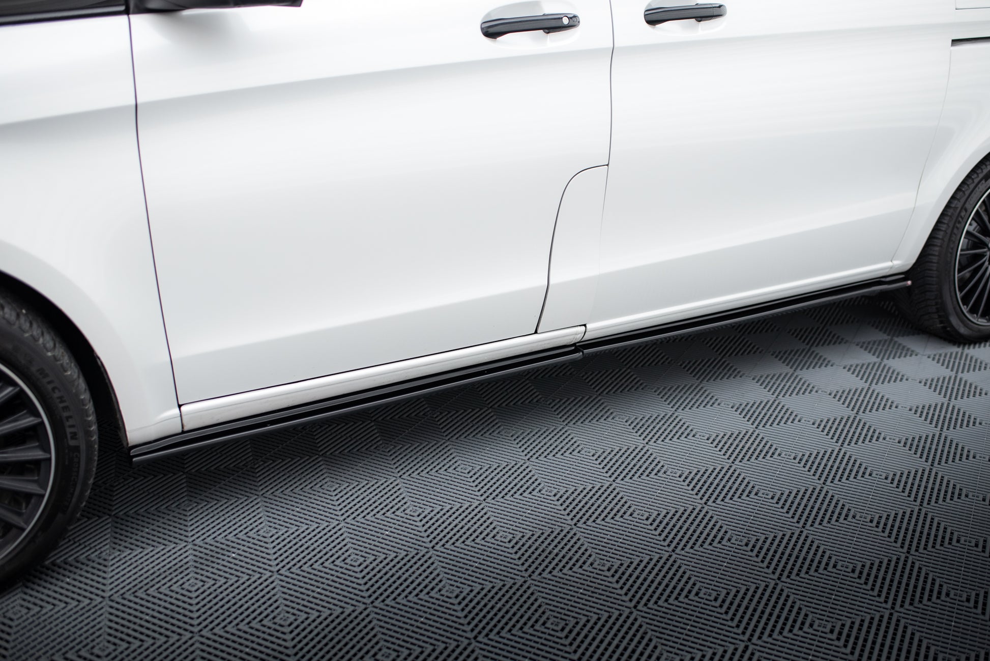Side Skirts Diffusers Mercedes-Benz Vito Extra Long W447