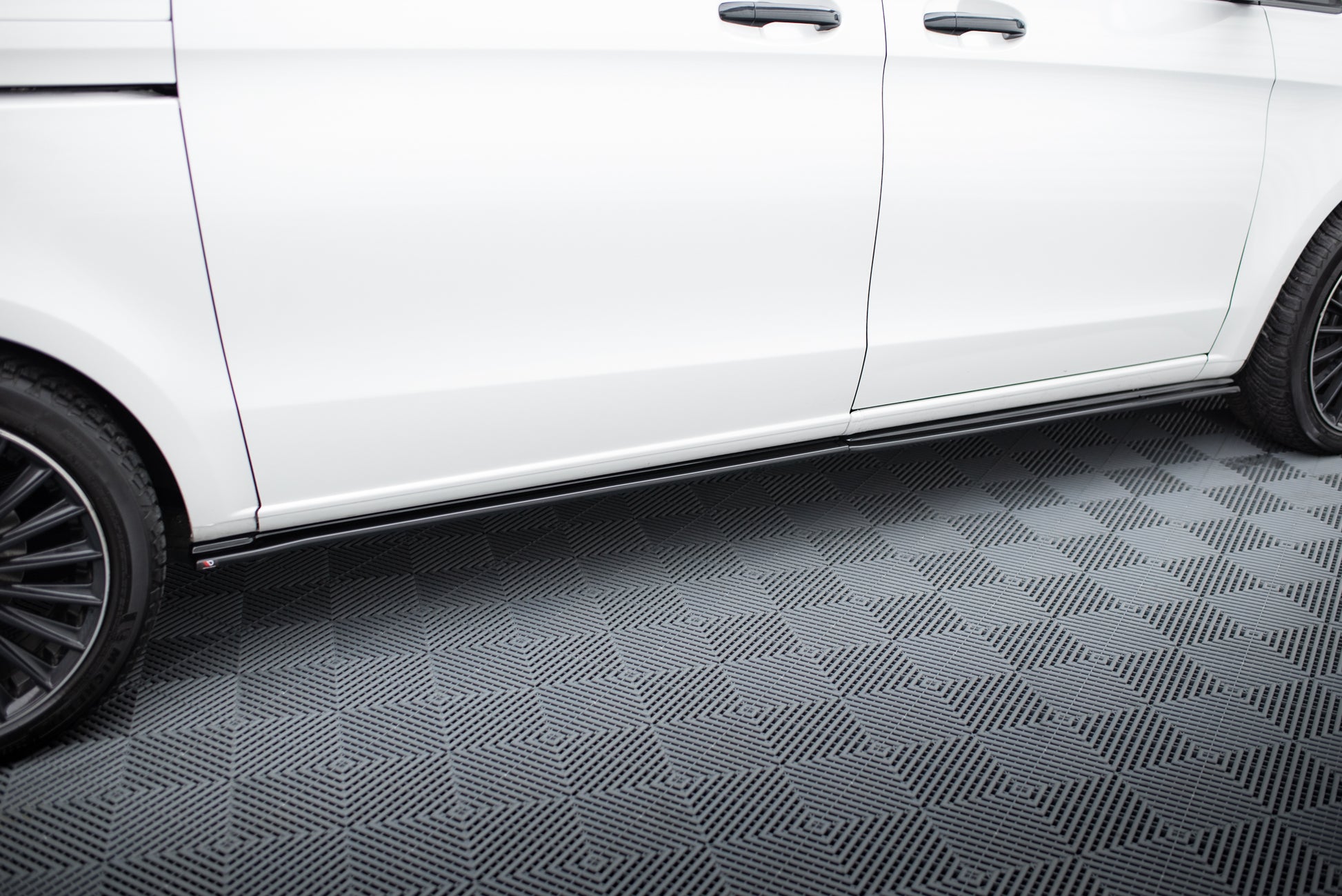 Side Skirts Diffusers Mercedes-Benz Vito Extra Long W447